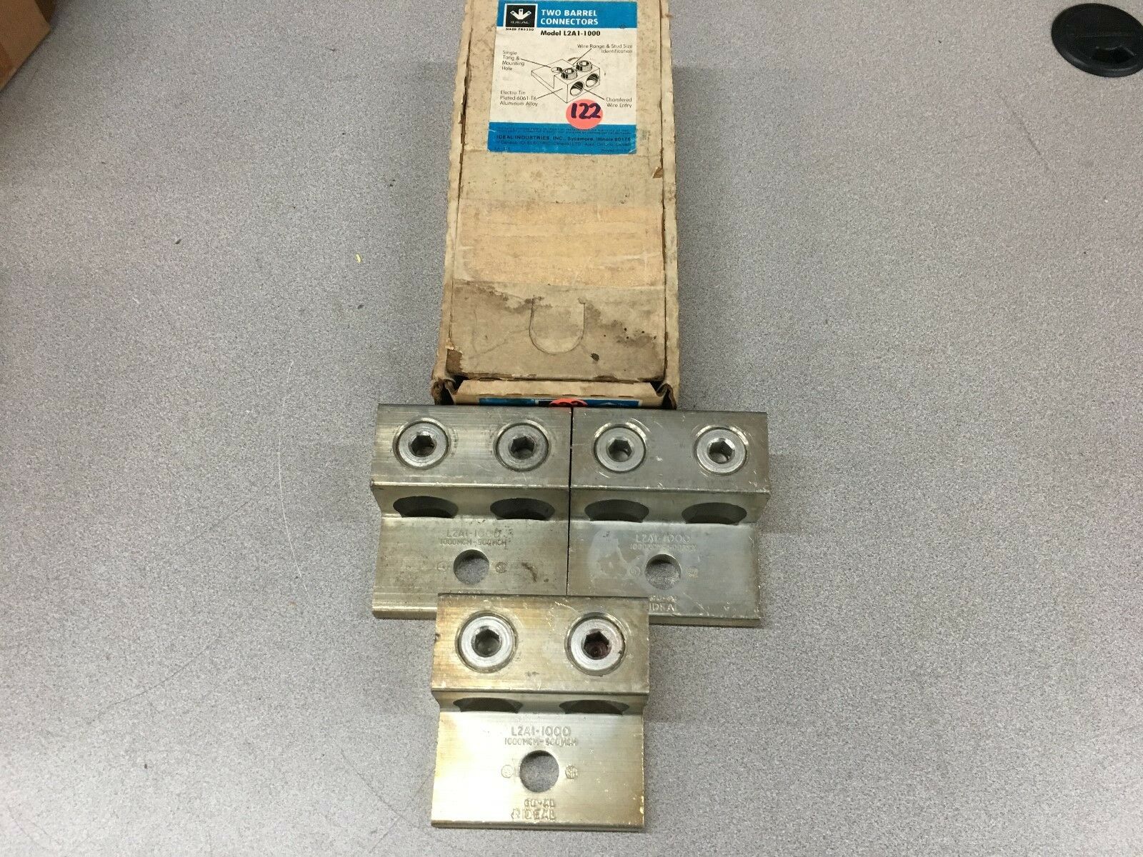 NEW BOX OF 3 IDEAL TWO BARREL CONNECTORS L2A1-1000