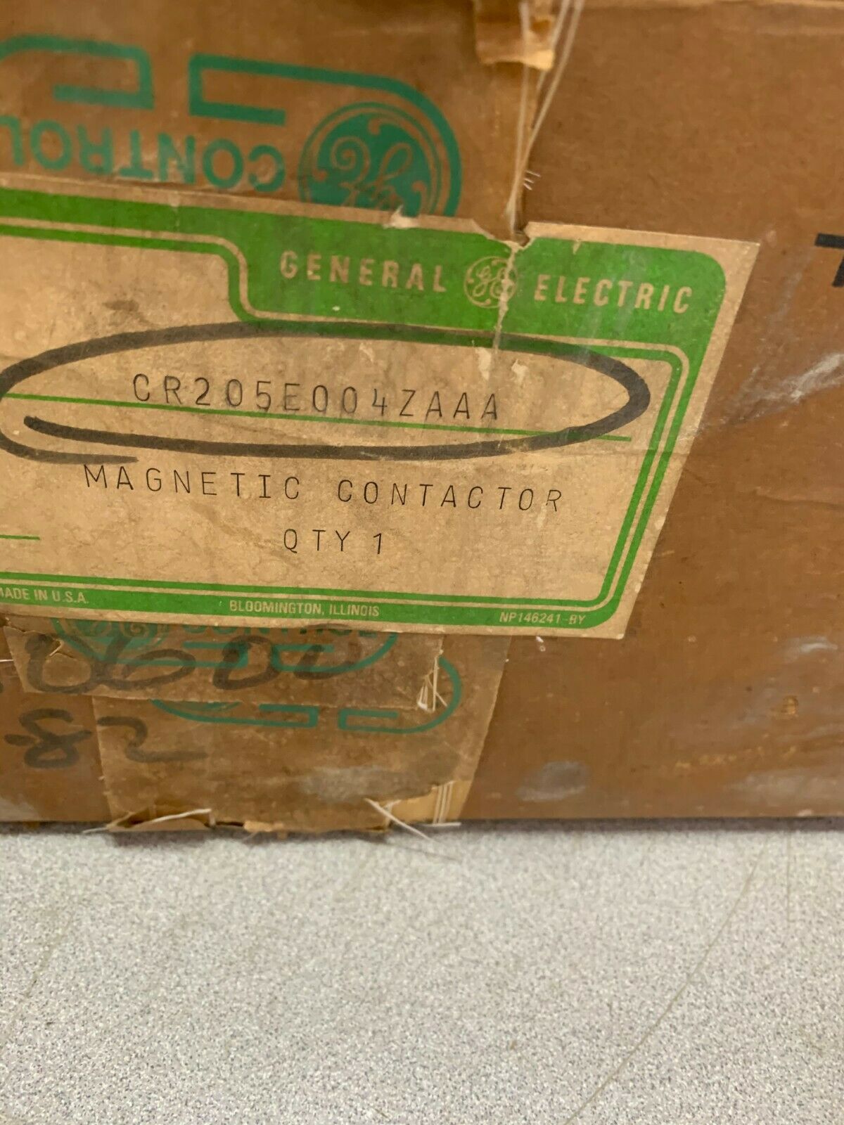 NEW IN BOX GENERAL ELECTRIC SIZE 3 STARTER 380-460V. COIL CR205E000ZAAA