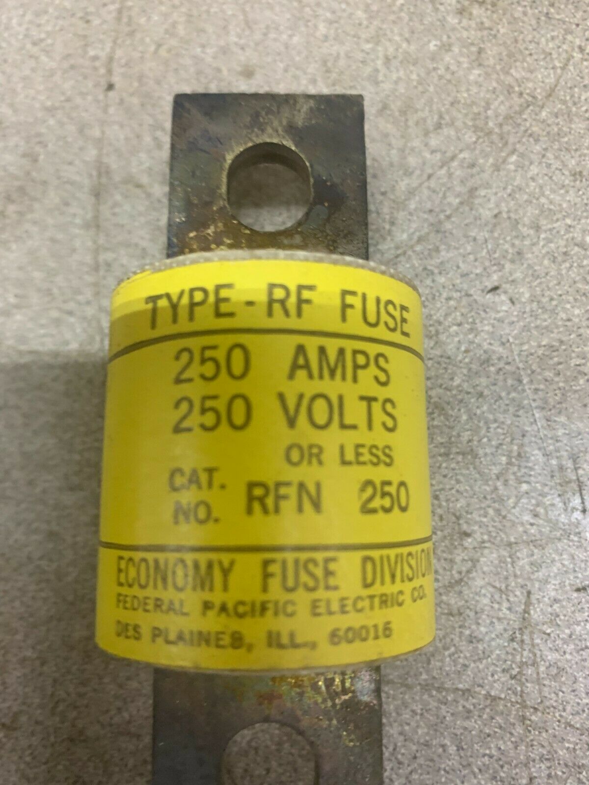 LOT OF 3 NEW NO BOX ECONOMY FUSE RFN 250