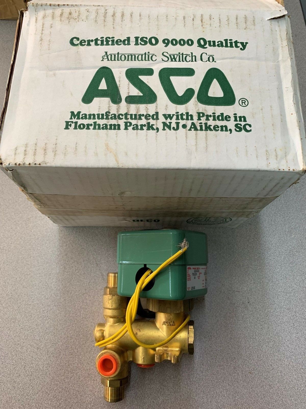 NEW IN BOX ASCO VALVE 2126321U