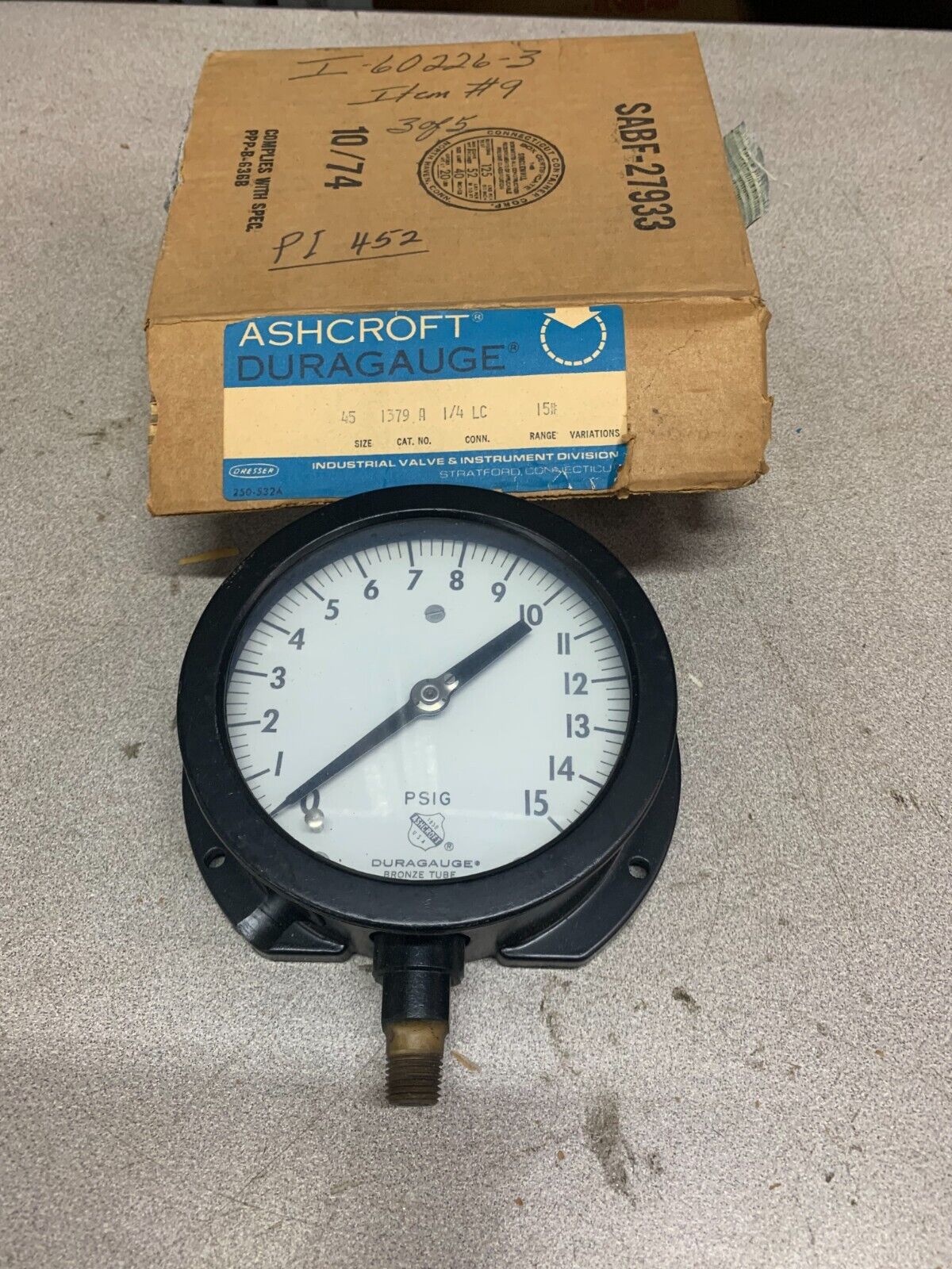 NEW IN BOX ASHCROFT DURAGAUGE SIZE 45 1379 A CONNECTION 1/4" LC RANGE 15#