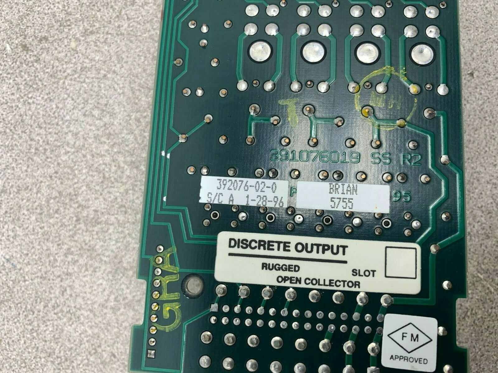 USED EMERSON CIRCUIT BOARD 392076-02-0