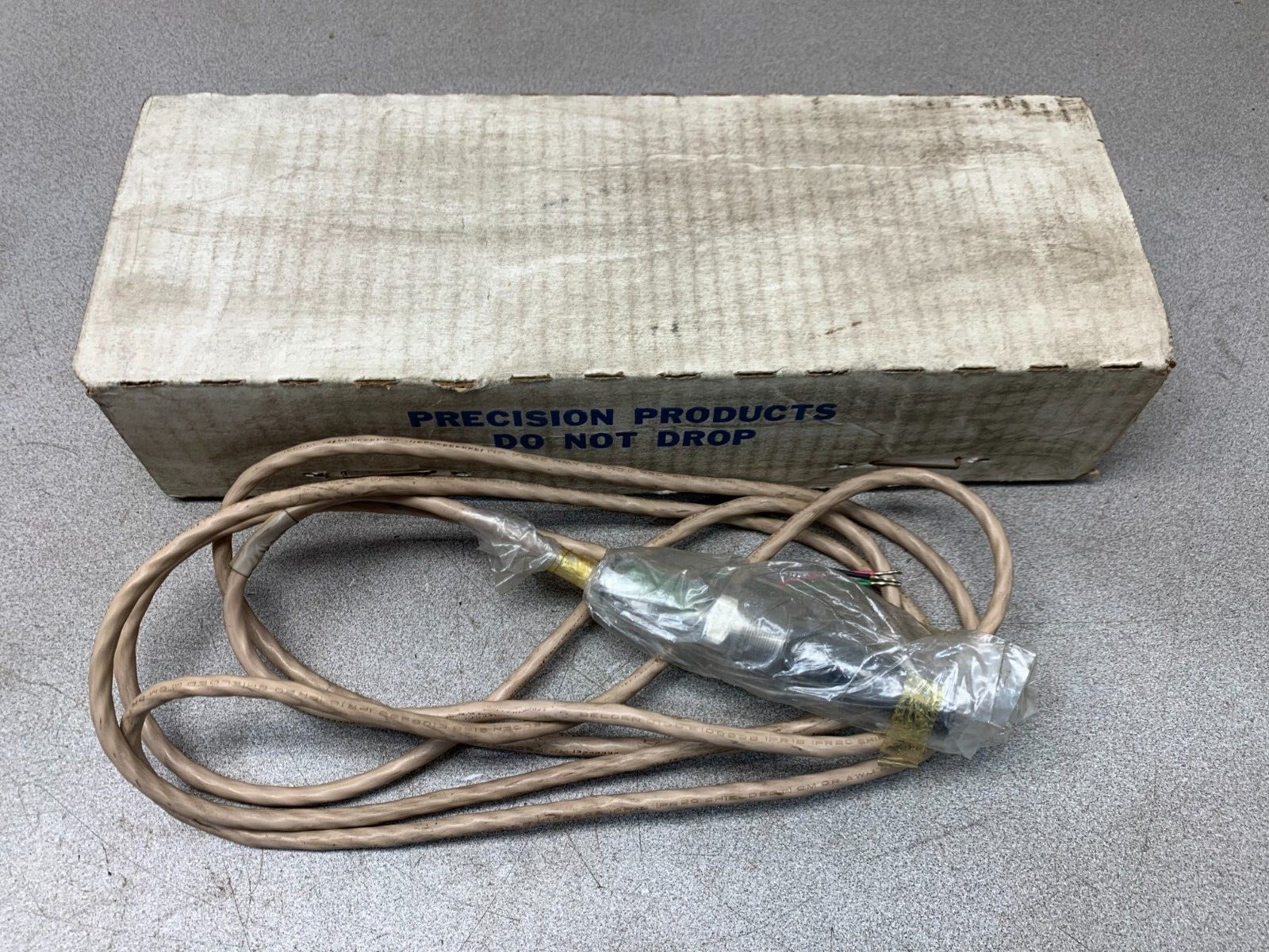 NEW IN BOX ROSEMOUNT 413 CONDUCTIVITY SENSOR BM 93514