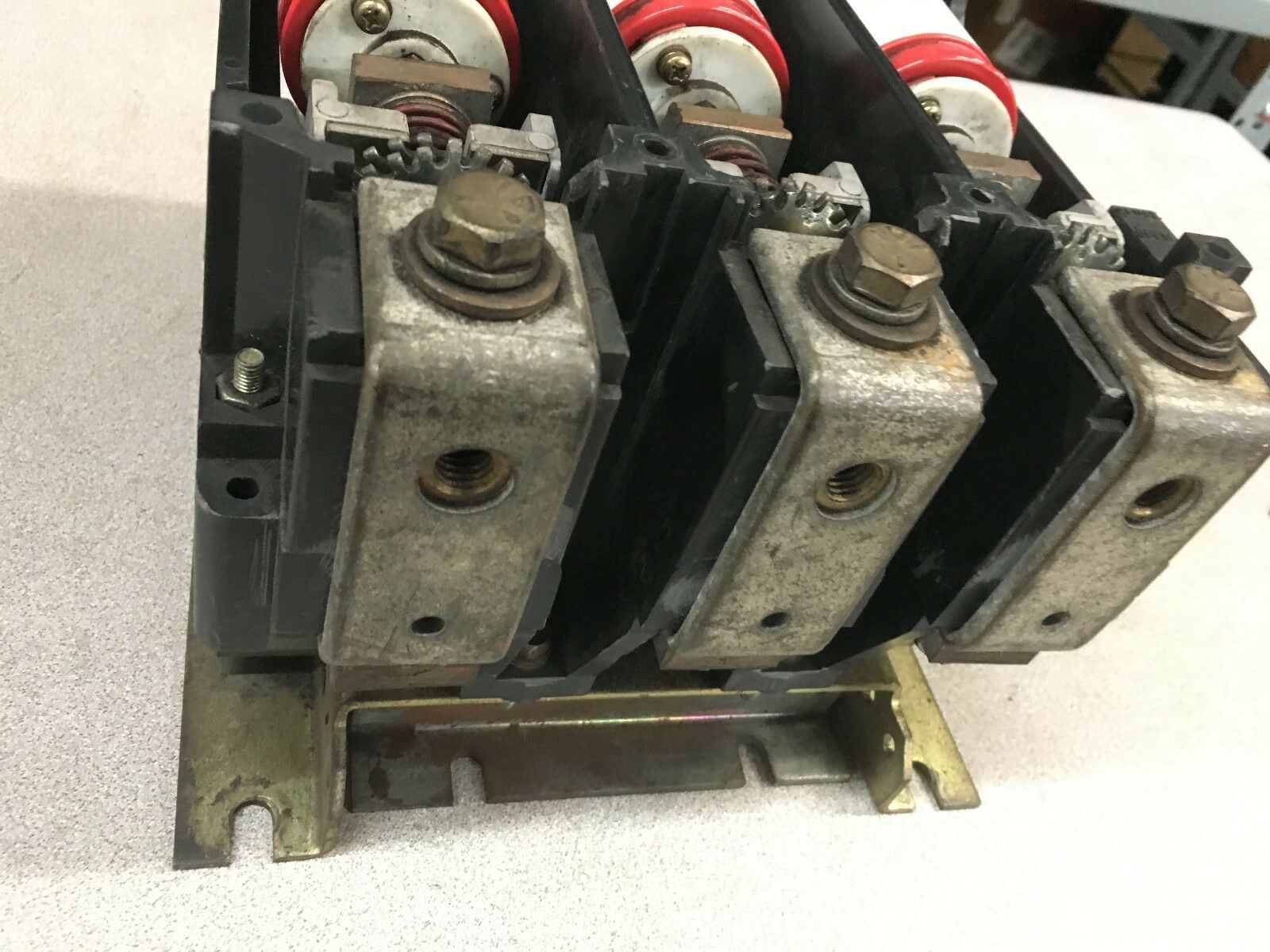 USED WESTINGHOUSE VACUUM CONTACTOR V201K5C