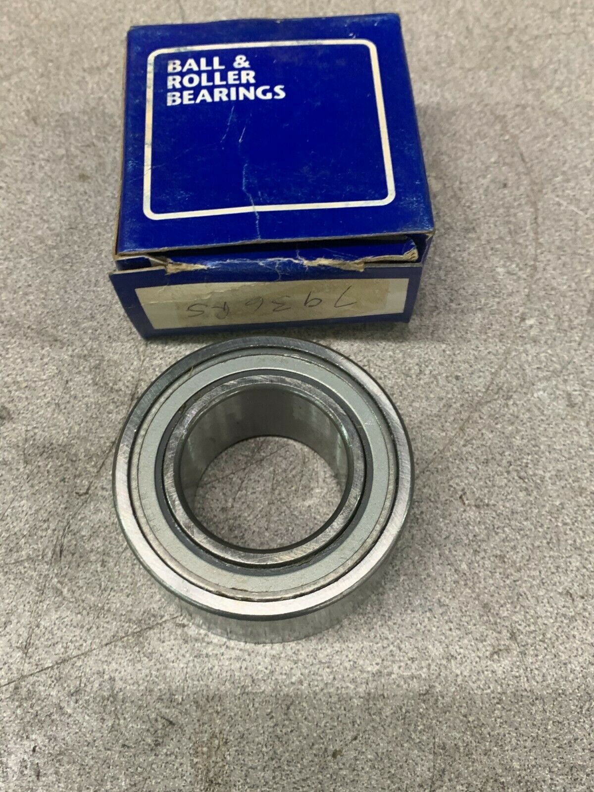 NEW IN BOX PEER ROLLER BEARING 7936RS