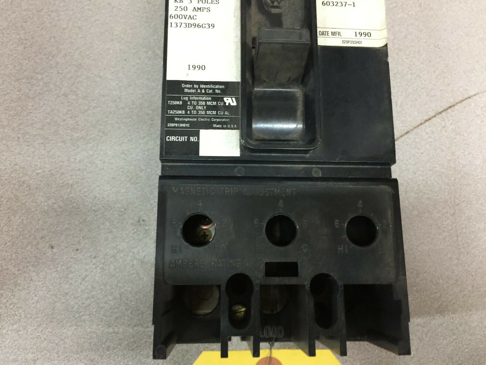 NEW IN BOX WESTINGHOUSE 250AMP 3POLE 600VAC BREAKER FRAME 137D96C39 / 603237-1