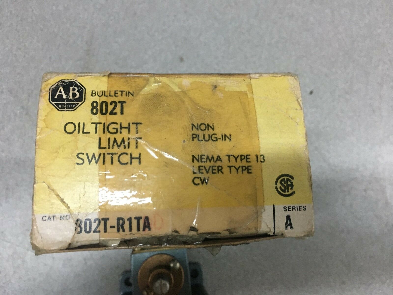 NEW IN BOX ALLEN BRADLEY LIMIT SWITCH 802T-R1TA SERIES A