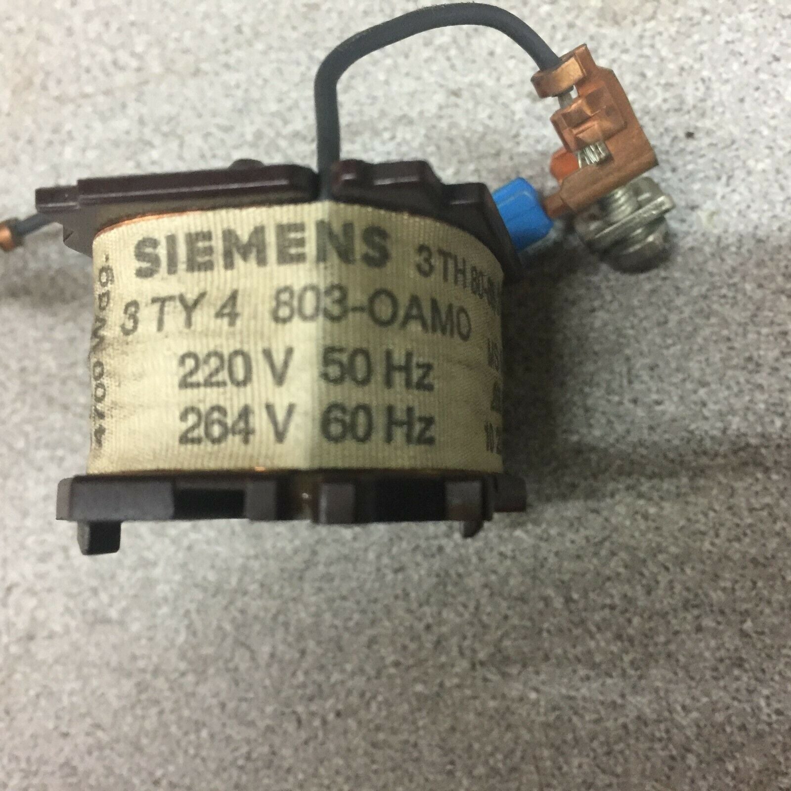 NEW NO BOX SIEMENS 240VAC COIL 3TY4803-OAMO