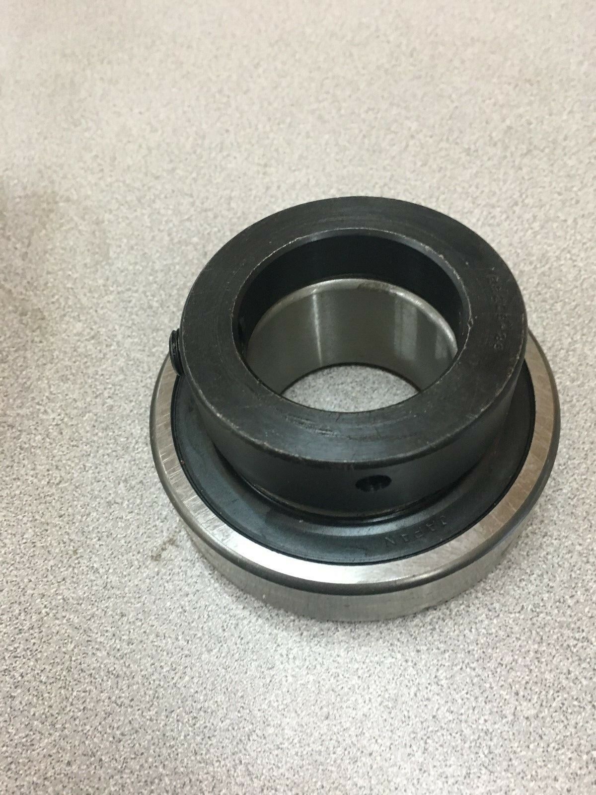 NEW IN BOX PEER BEARING FHR209-26