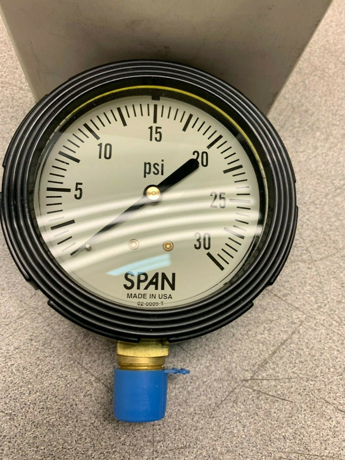 NEW IN BOX SPAN PRESSURE GAUGE LFS210-30-PSI-ICD-G