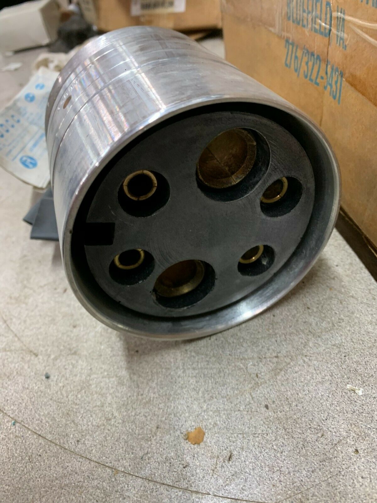 NEW J&R MANUFACTURING RECEPTACLE PART JR-7600RB-109