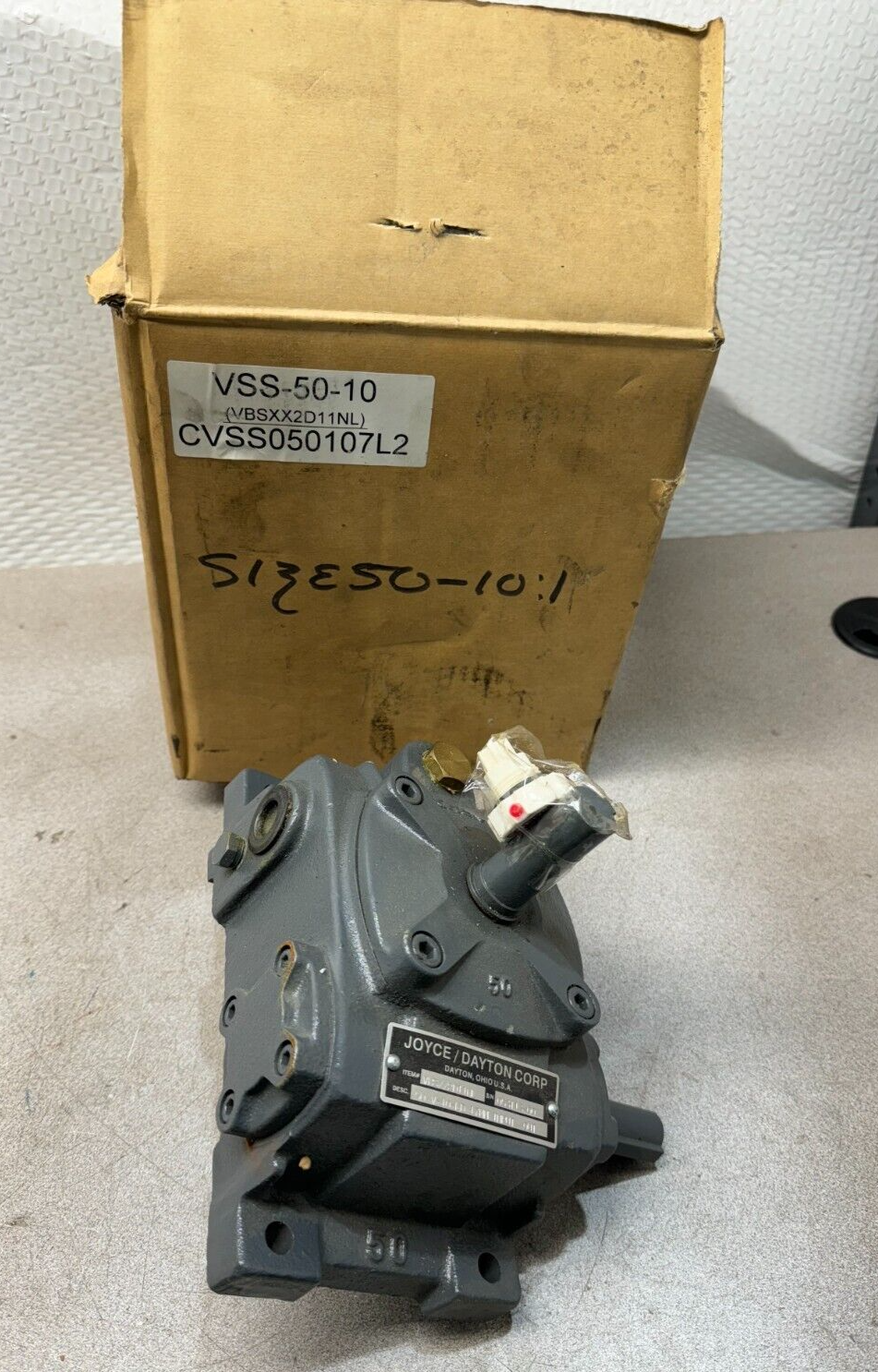 NEW IN BOX JOYCE VSS-50-10 ACTUATOR VBSXX2D11NL DAYTON 50-V-10-LD