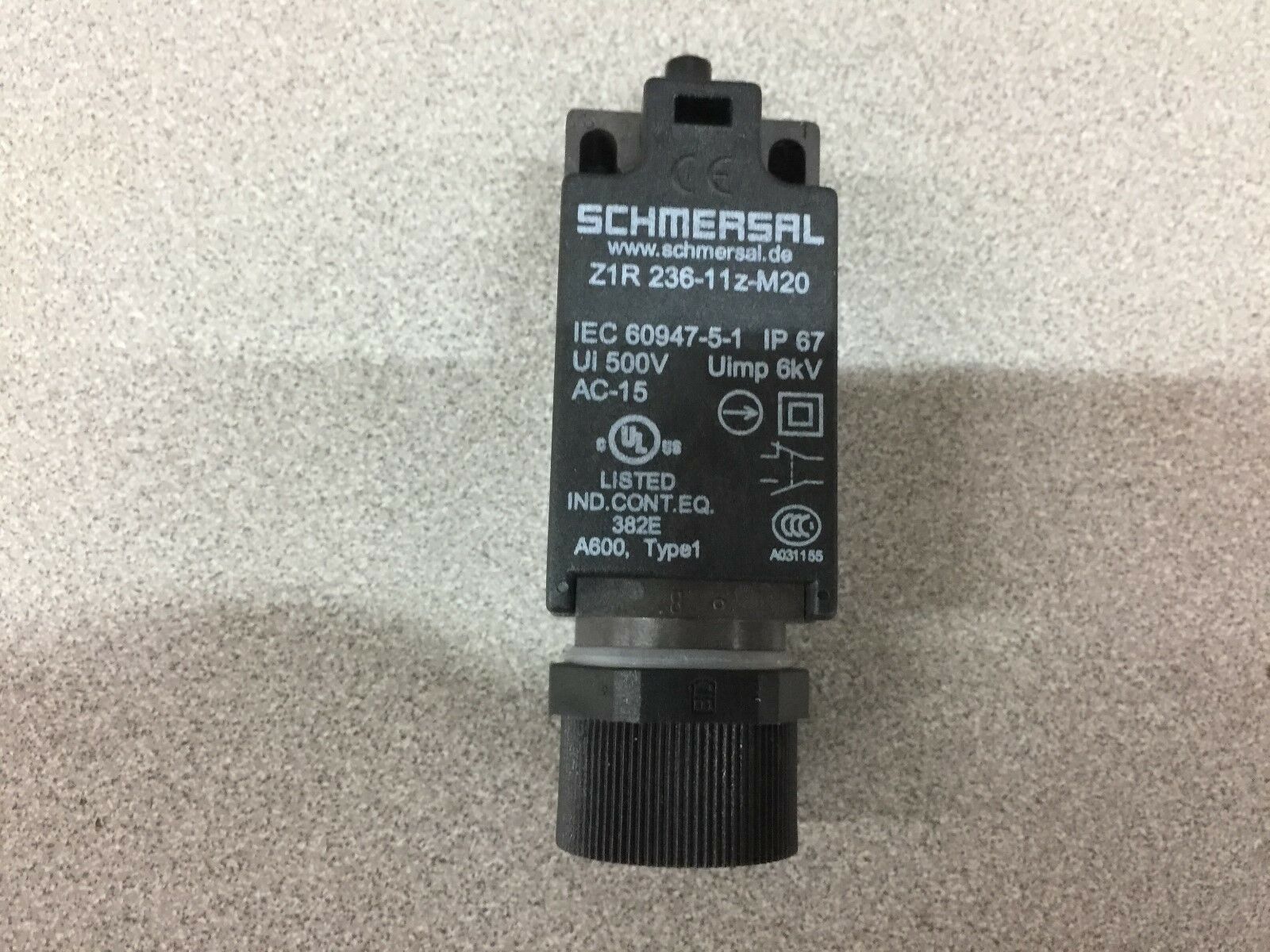 NEW NO BOX MISSING ROLLER SCHMERSAL LIMIT SWITCH Z1R 236-1 1Z-M20