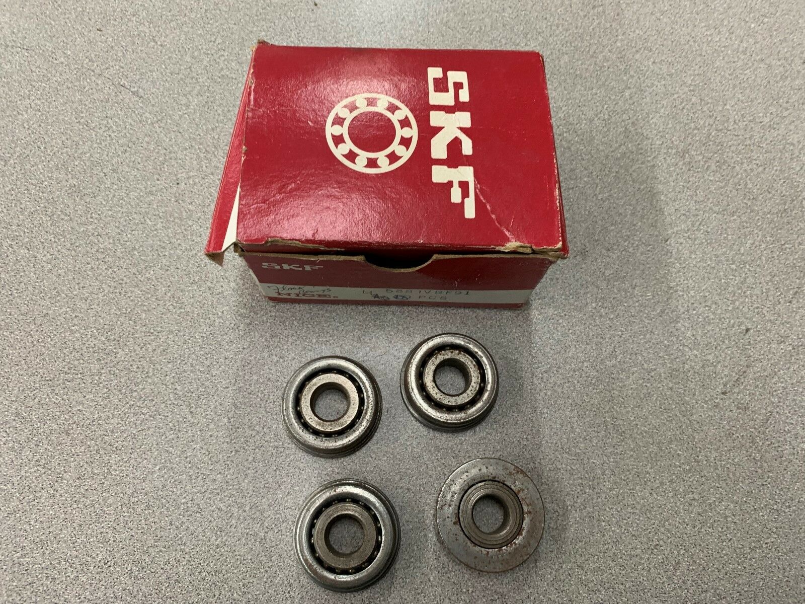 LOT OF 4 NEW IN BOX SKF BEARING 5881VBF91