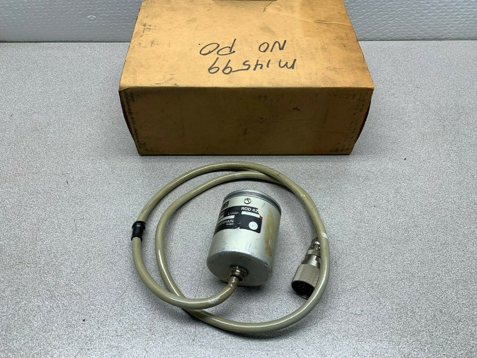 USED HEIDENHAIN ROD 426B 1250 ENCODER 20934294