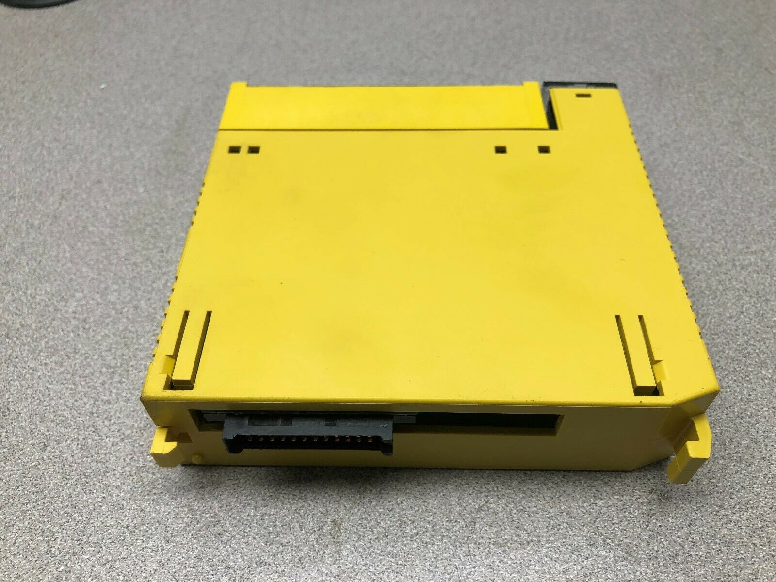 NEW NO BOX FANUC 16 PT OUTPUT MODULE AOD16D  /  AO3B-0819-C154-R