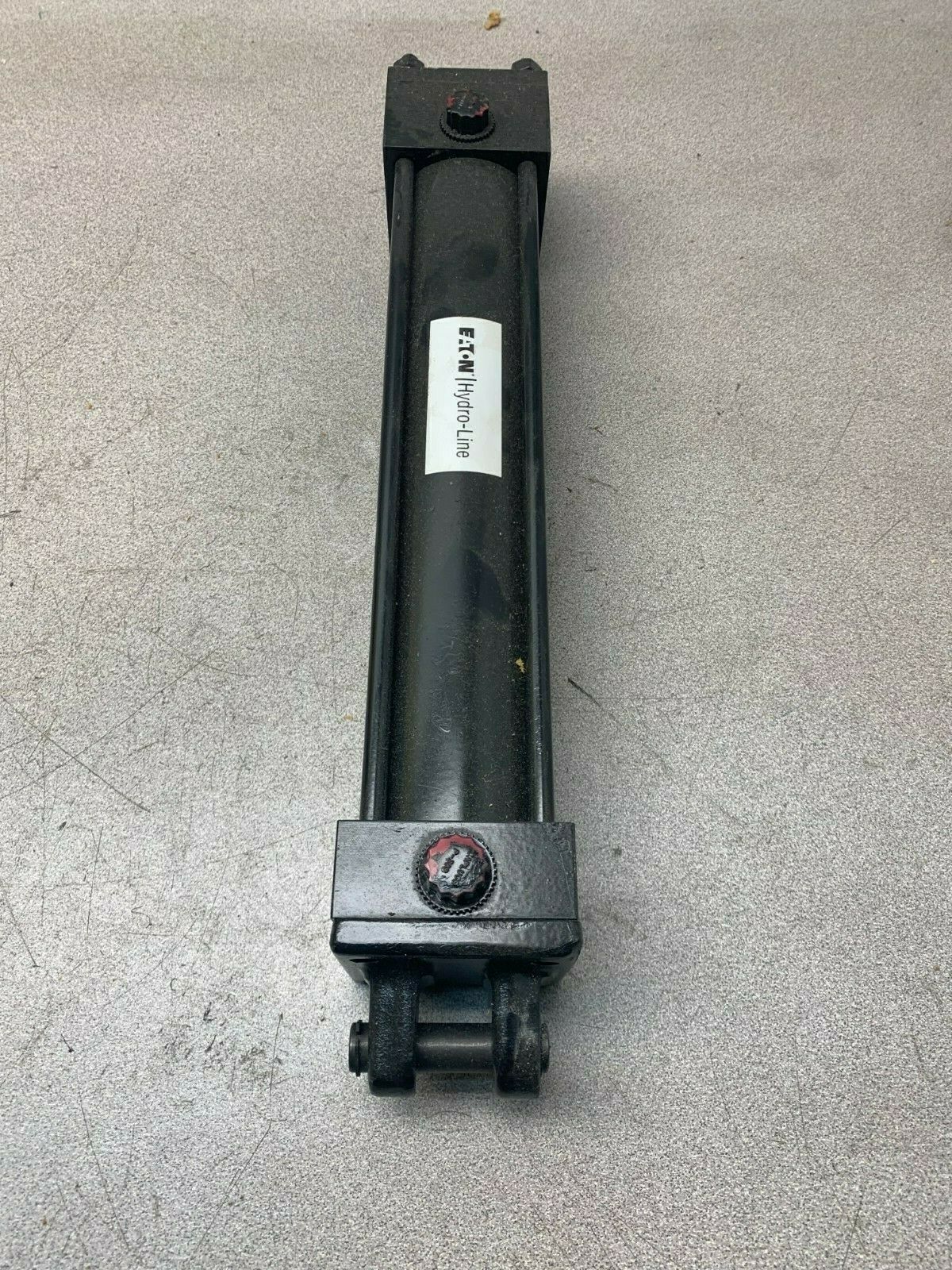 NEW NO BOX EATON HYDRAULIC CYLINDER HR5DC-2X9-N-0.63-2-N-N-N-1-1