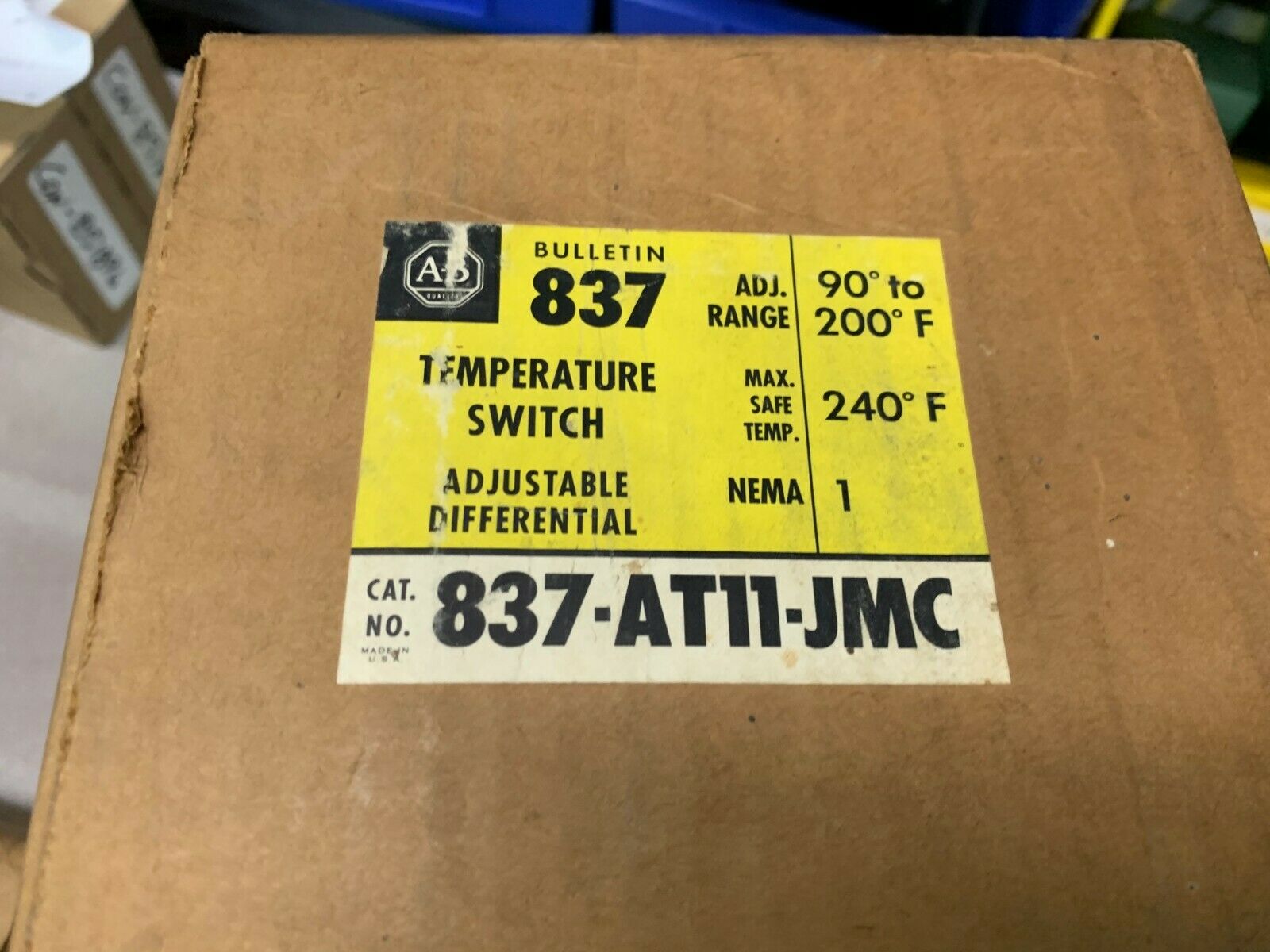 NEW IN BOX ALLEN-BRADLEY TEMPERATURE SWITCH 837-AT11-JMC