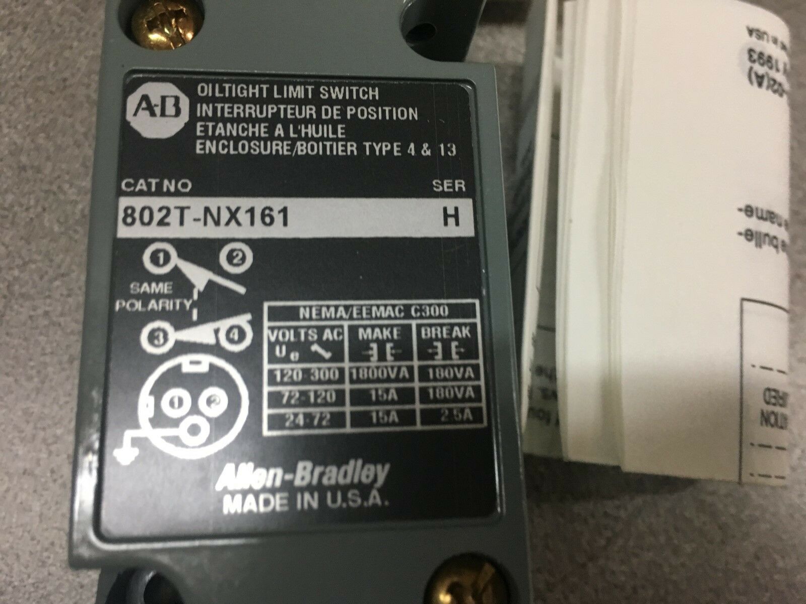 NEW IN BOX ALLEN BRADLEY LIMIT SWITCH 802T-NX161 SERIES H