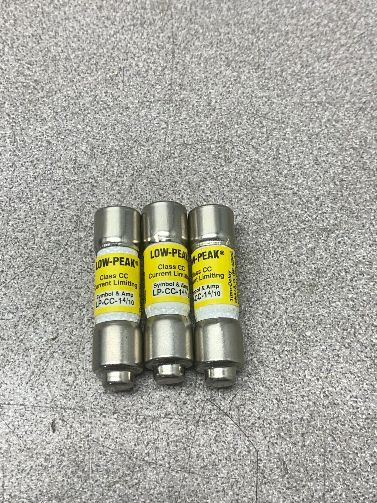 LOT OF 3 NEW NO BOX BUSSMANN CLASS CC CURRENT LIMITING FUSES LP-CC-1-4/10