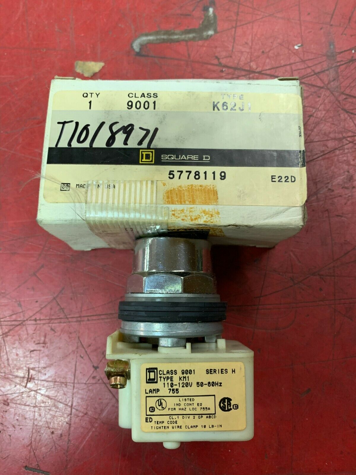 NEW IN BOX SQUARE D SELECTOR SWITCH 9001 K62J1