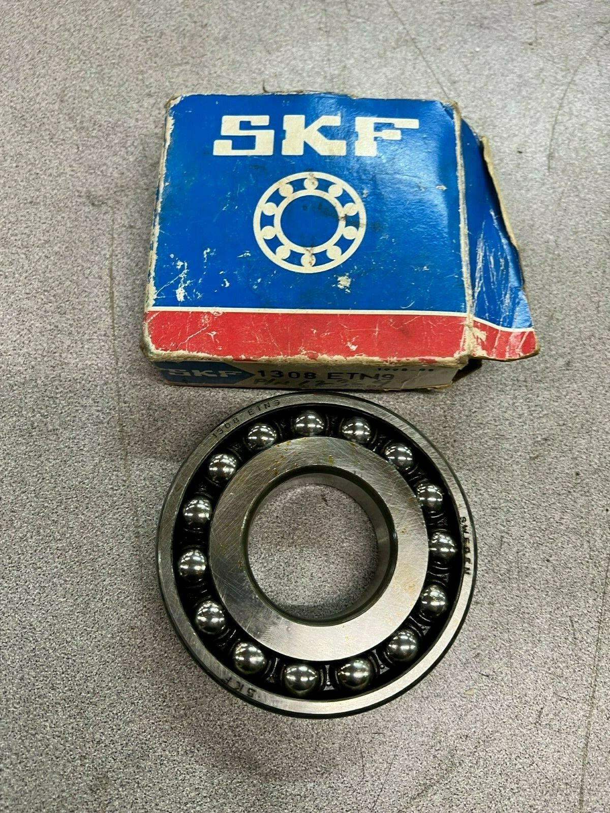 NEW IN BOX SKF ROLLER BEARING 1308 ETN9