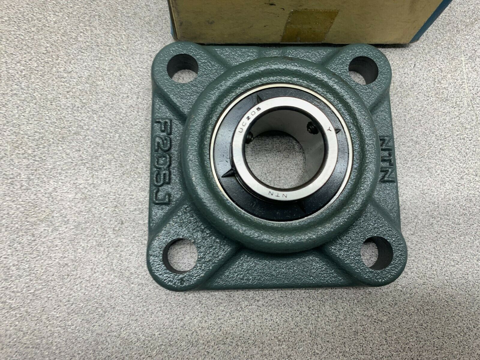 NEW IN BOX NTN BEARING 860925