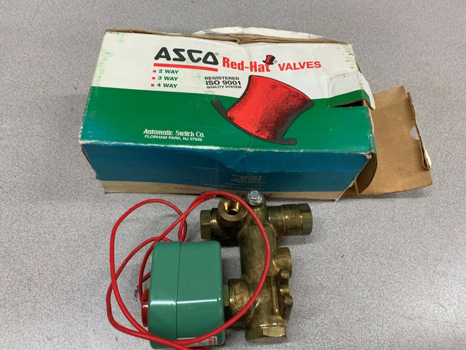 NEW IN BOX ASCO VALVE 8300D58U