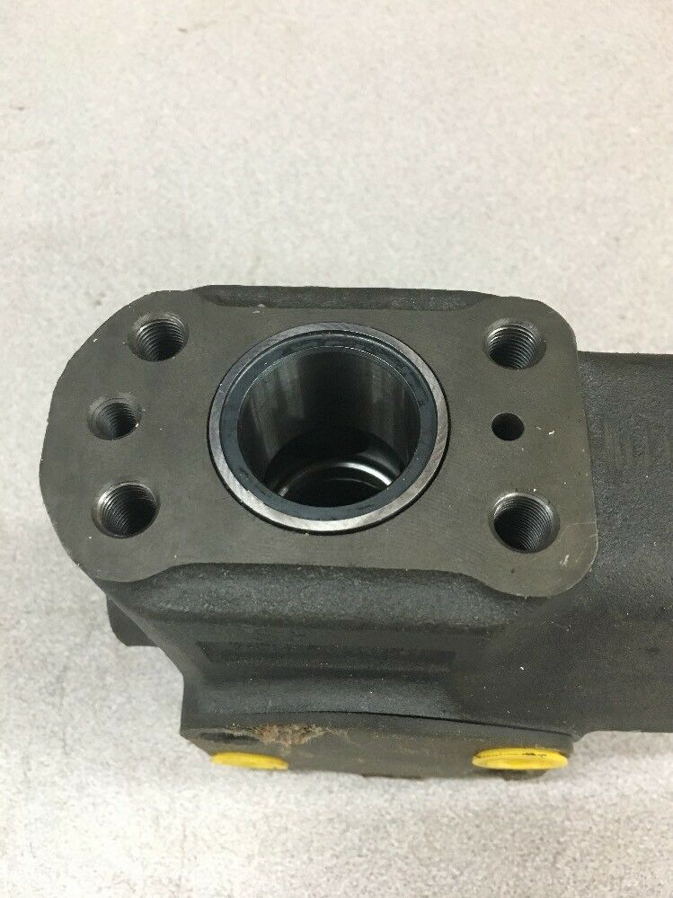 NEW NO BOX DENISON VALVE 936-81031