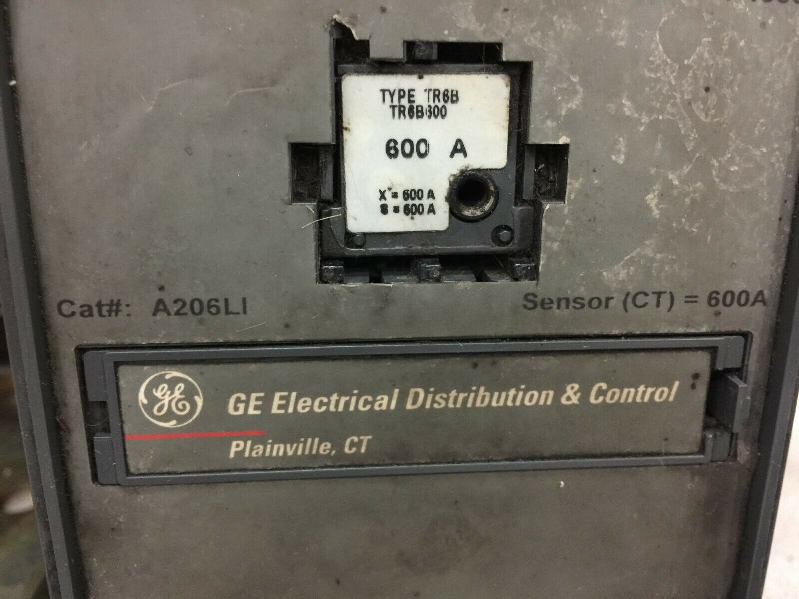 USED GE VERSA TRIP 600AMP AIR BREAKER AK 10-25-1