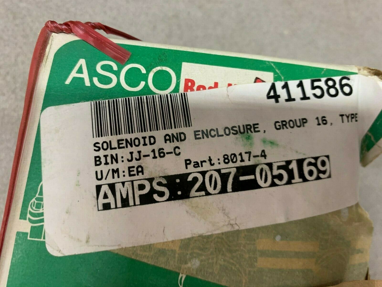 NEW IN BOX ASCO SOLENOID VALVE 80174