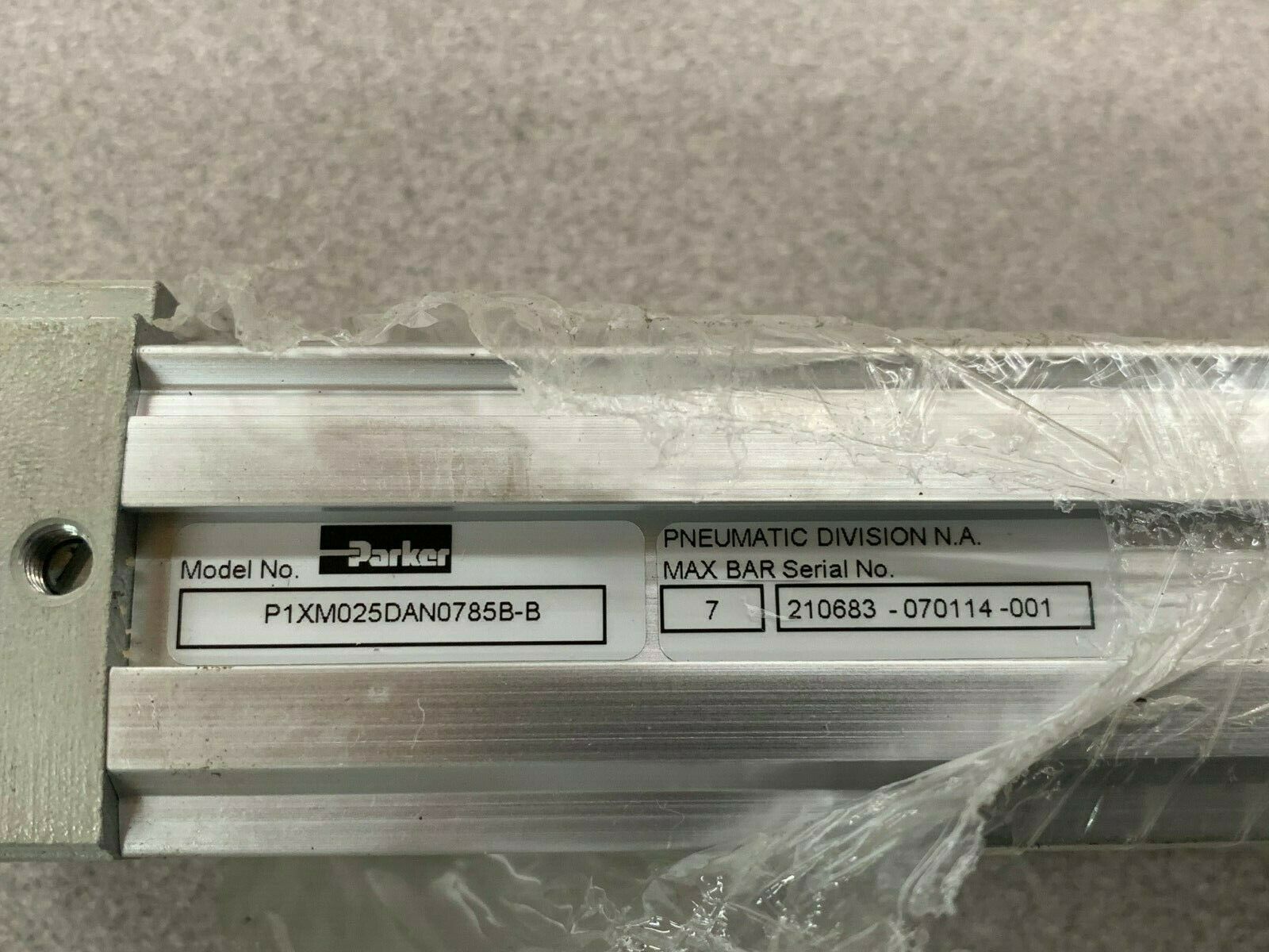 NEW NO BOX PARKER RODLESS CYLINDER P1XM025DAN0785B-B