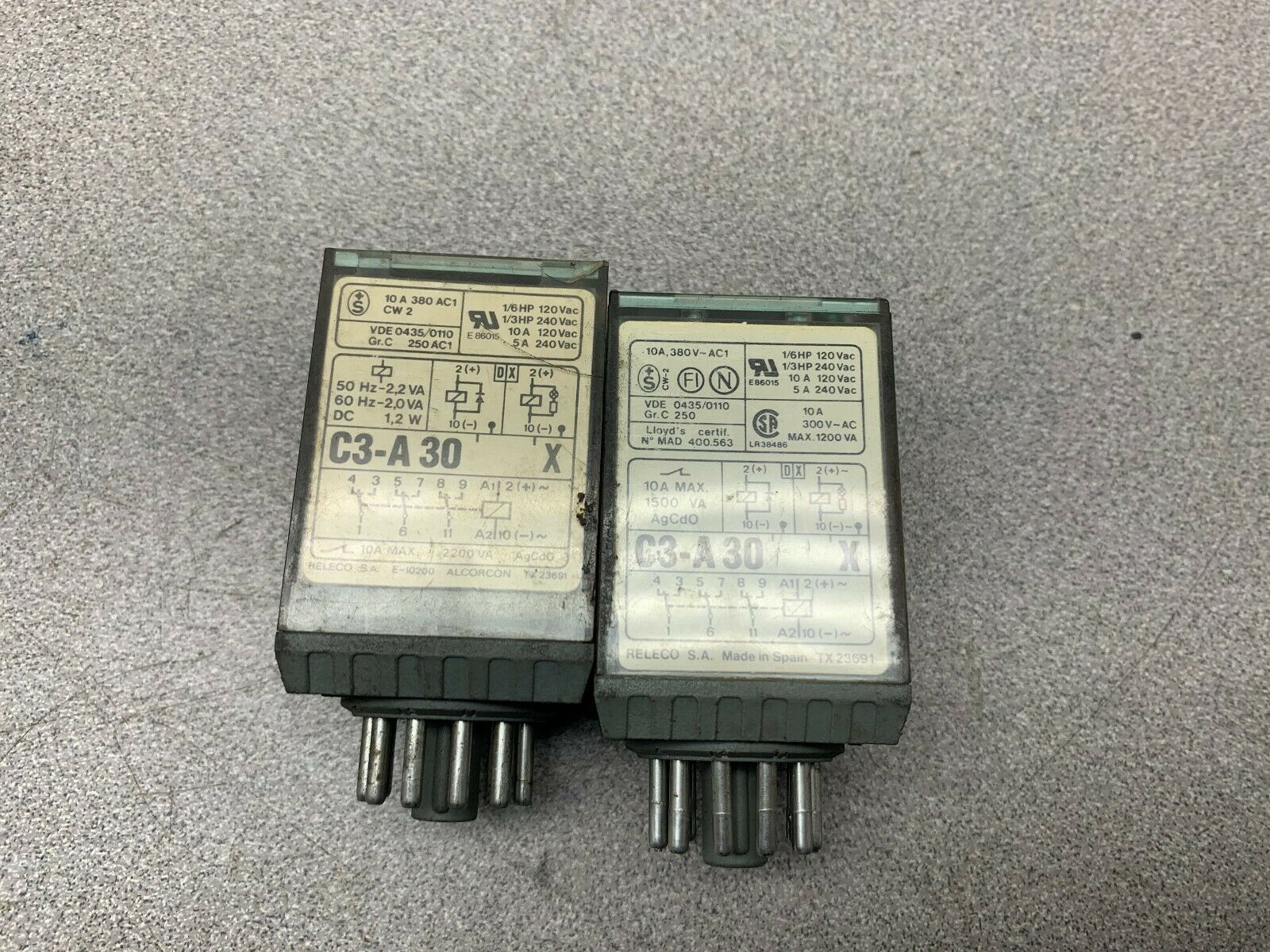 LOT OF 2 NEW NO BOX TURCK RELAY C3-A 30