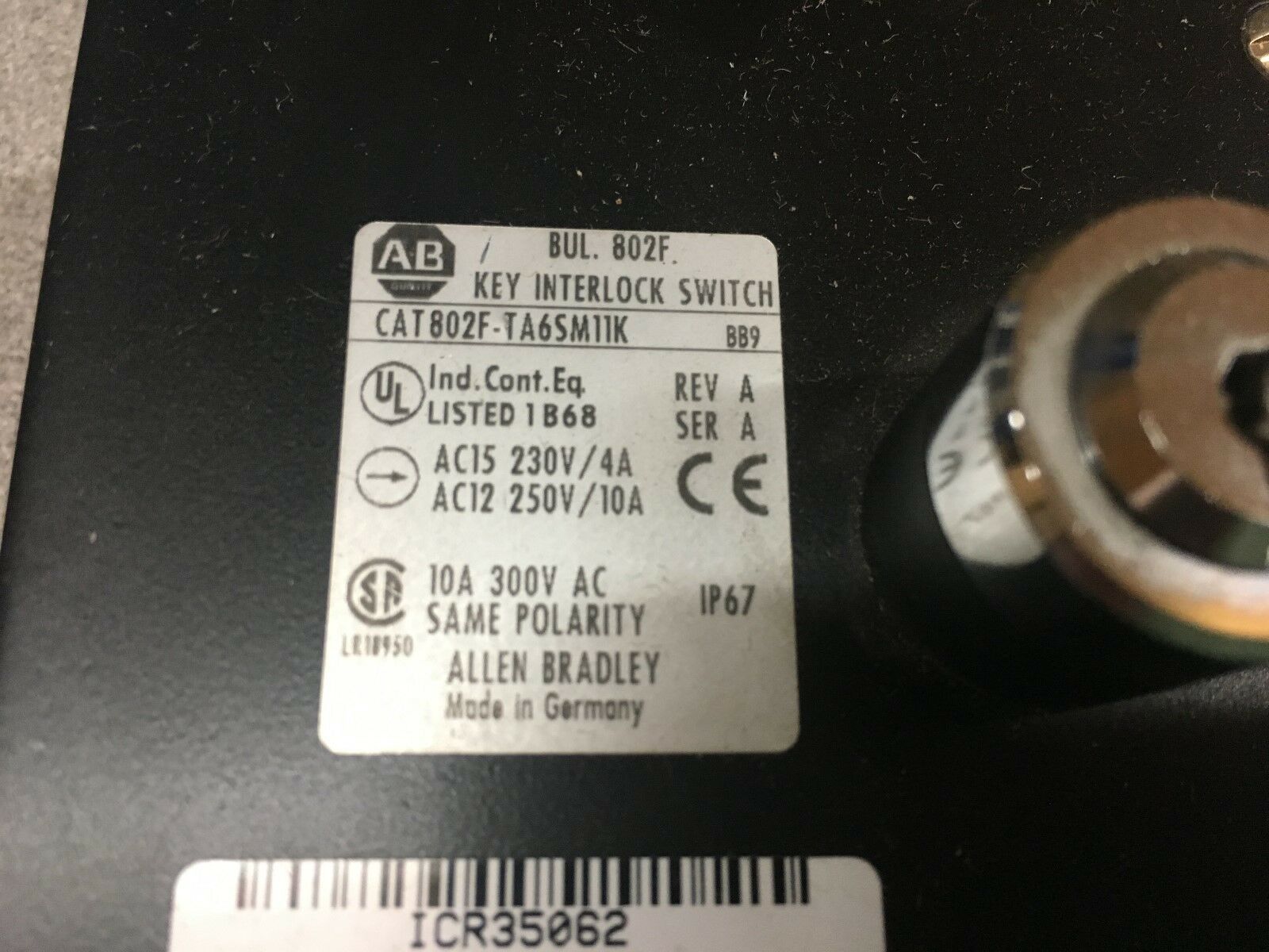 NEW IN BOX ALLEN BRADLEY INTERLOCK SWITCH 802T-TA6SM11K SERIES A