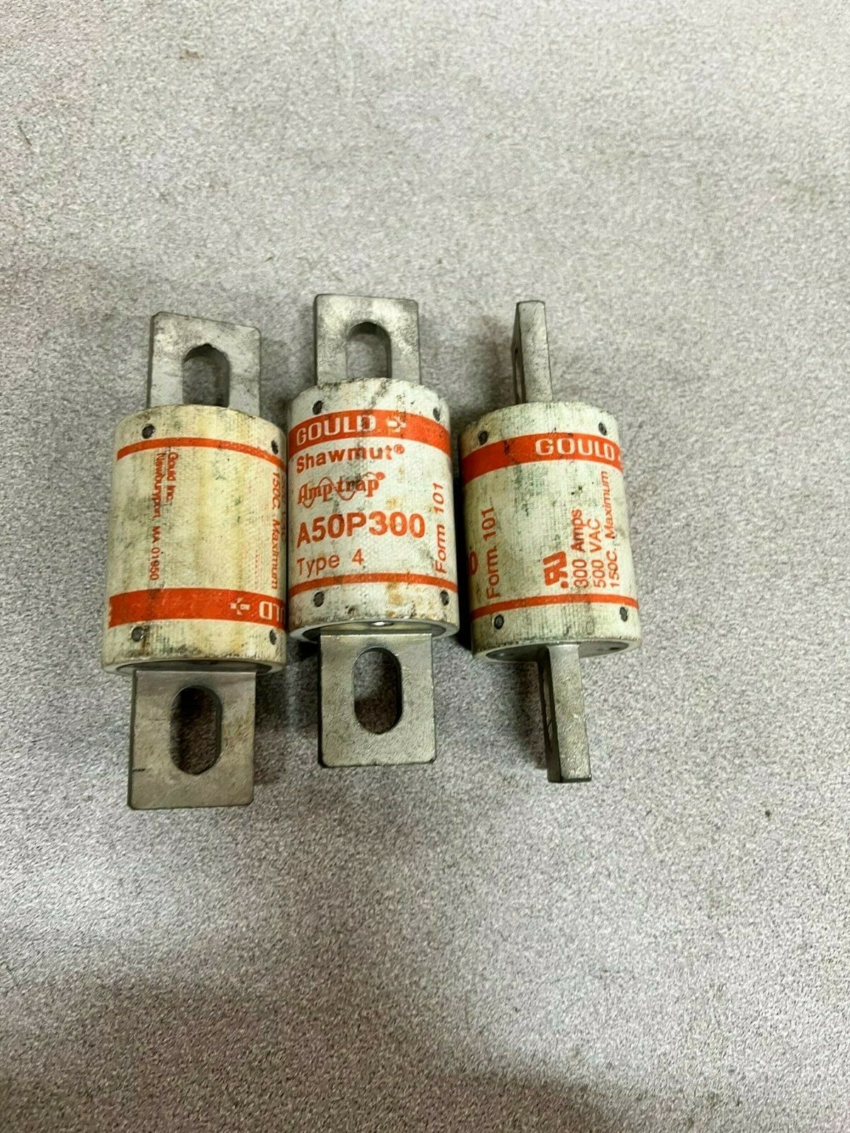 LOT OF 3 NEW NO BOX GOULD FUSE A50P300