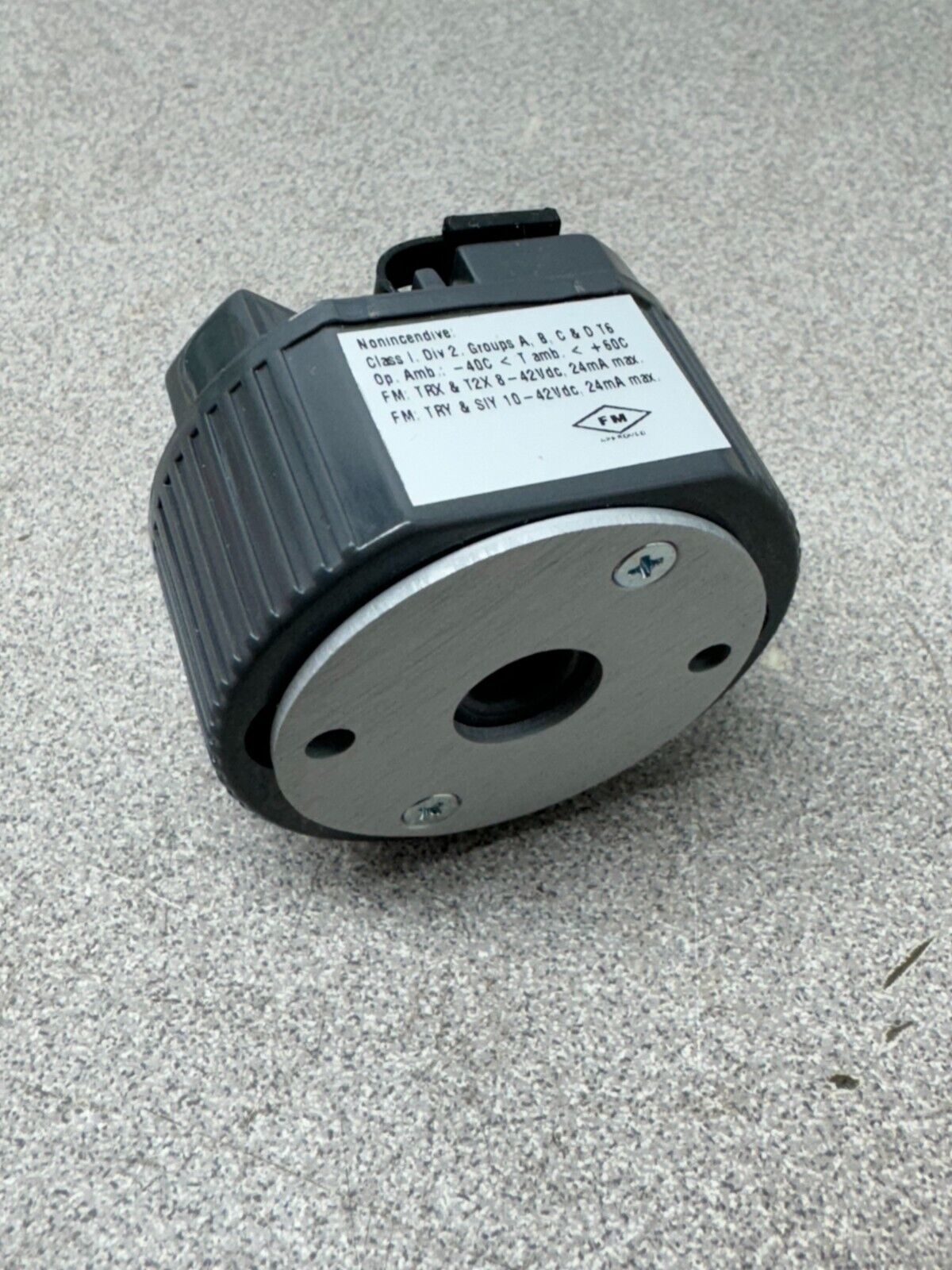 NEW NO BOX MOORE INDUSTRIES TRX/PRG/4-20MA/8-42DC