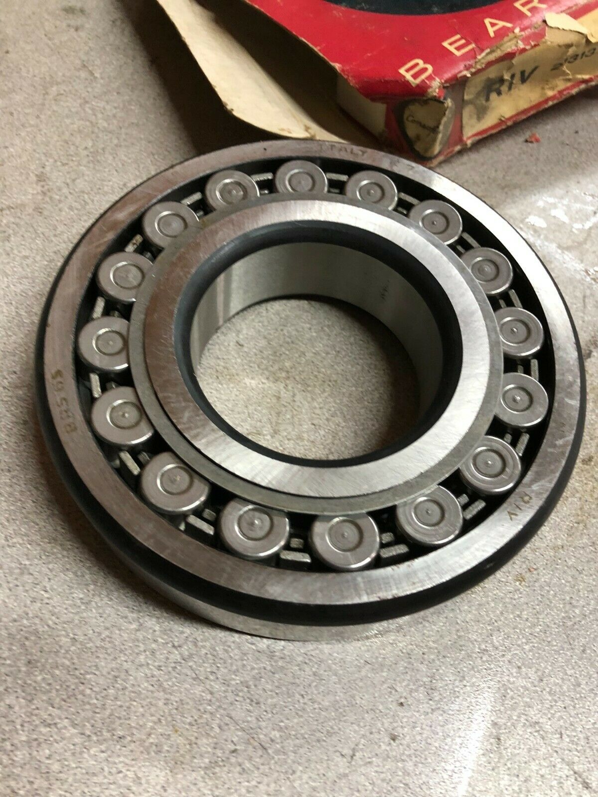 NEW IN BOX CONSOLIDATED RIV 21313 ROLLER BEARING BRS 65