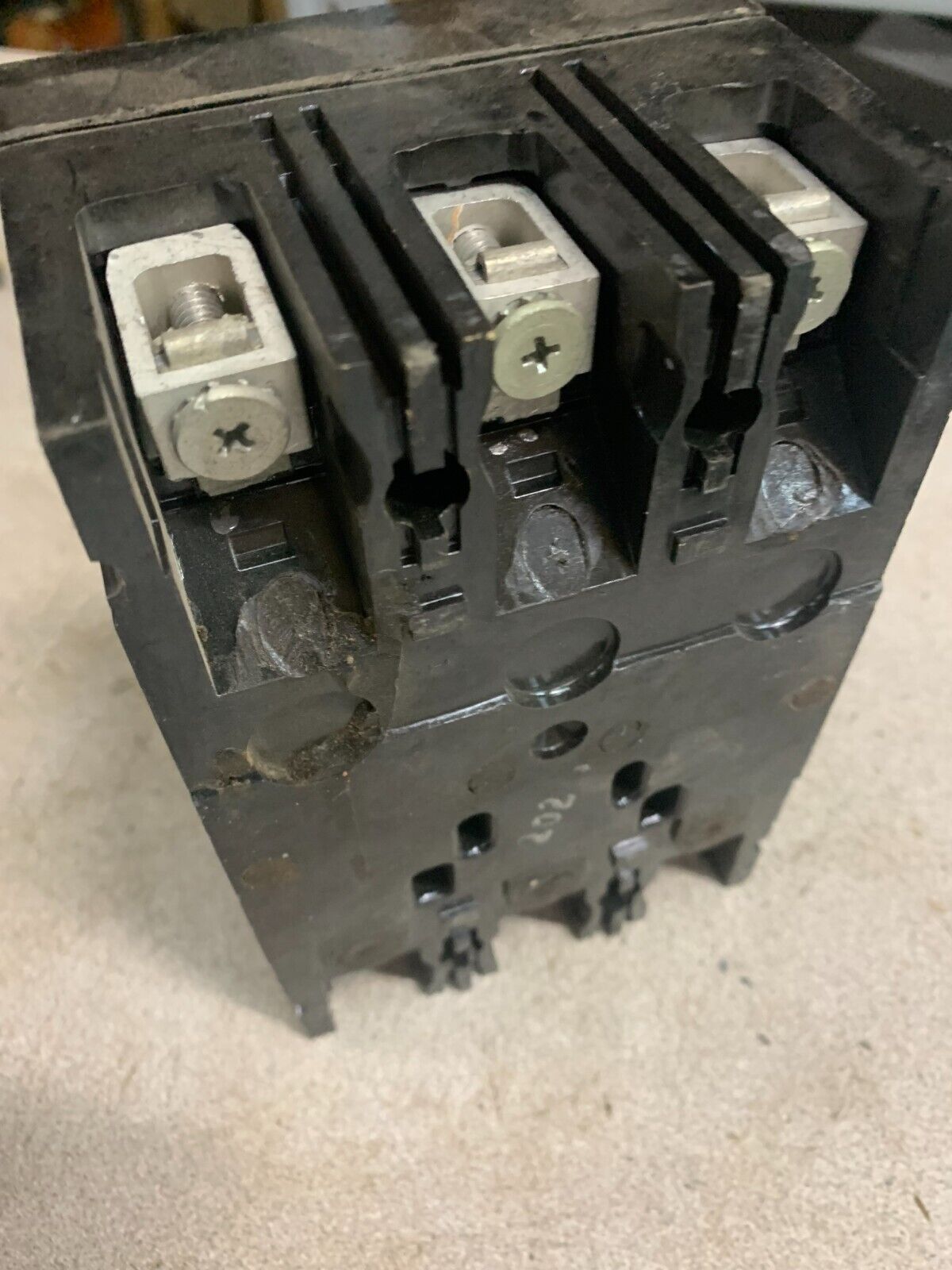 USED GENERAL ELECTRIC 3 POLE 70AMP CIRCUIT BREAKER TED136V070