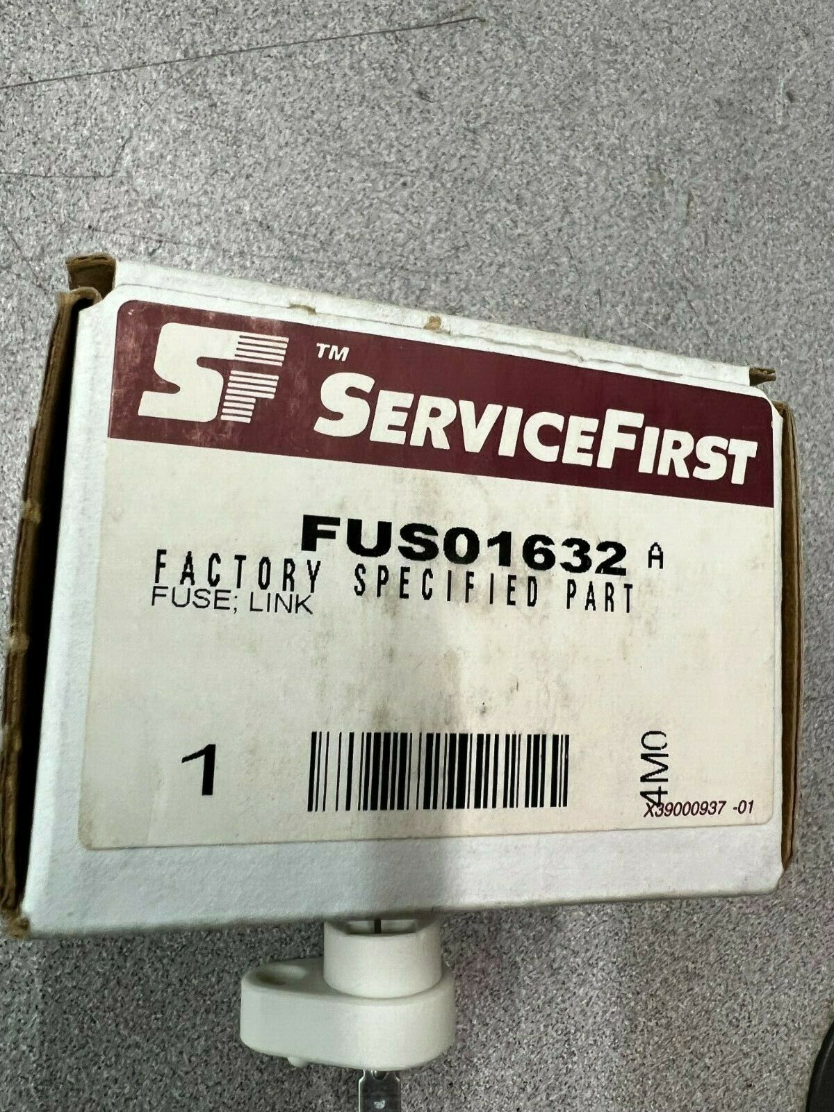 NEW IN BOX SERVICE FIRST PART FUS01632