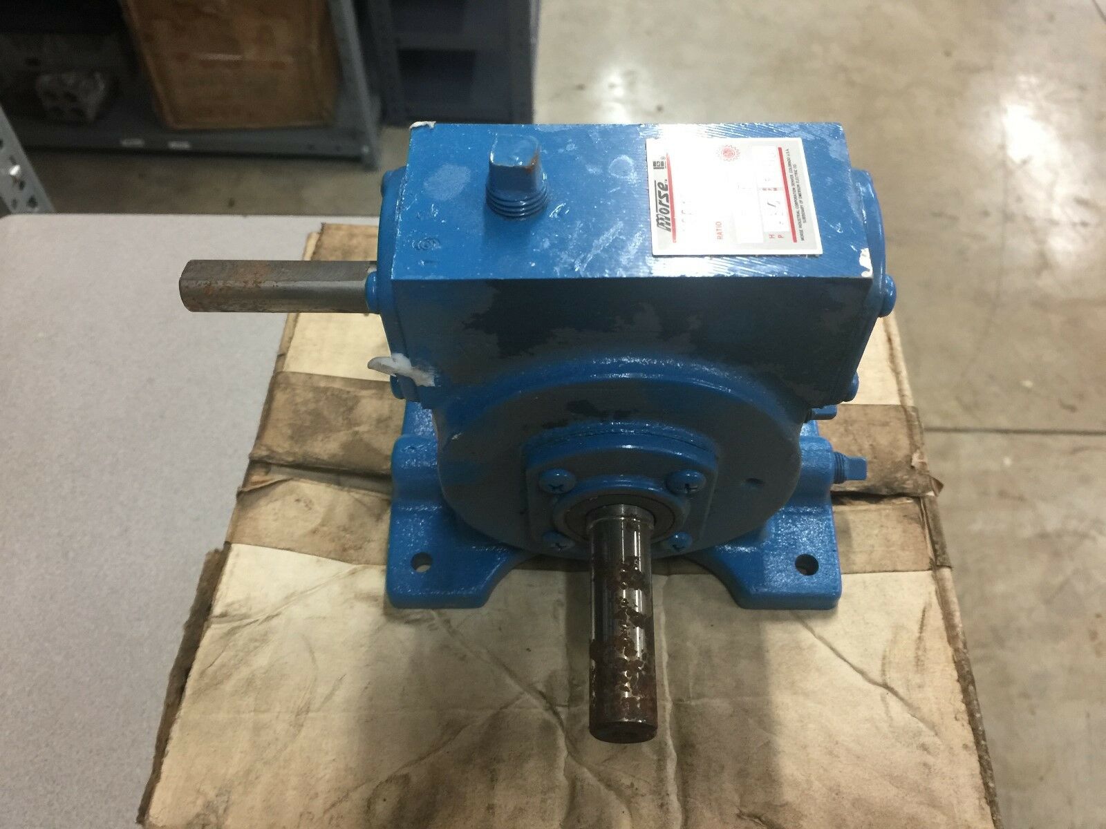 NEW IN BOX MORSE 19-1RATIO .34HP 1750RPM ANGLED GEAR REDUCER A88MC1011