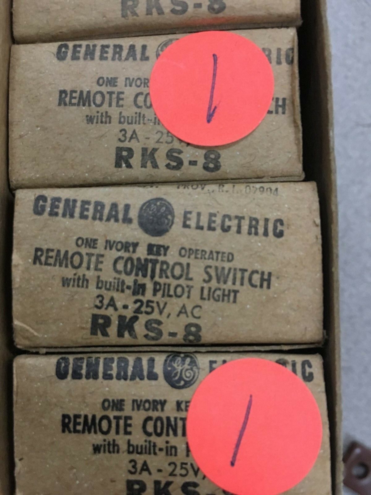 NEW BOX OF 10 GENERAL ELECTRIC REMOTE CONTROL SWITCHES KEY OPERATED RKS-8