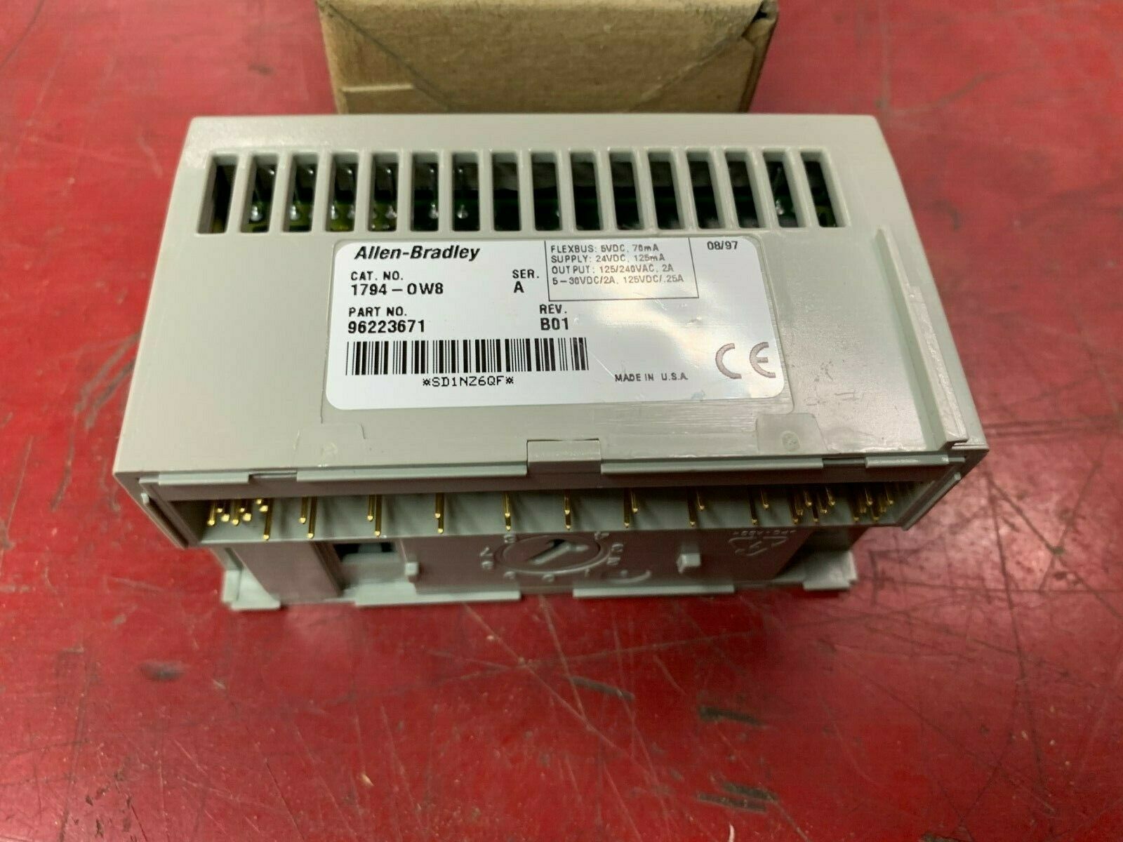 NEW IN BOX ALLEN BRADLEY FLEX I/O OUTPUT MODULE 1784-0W8 SERIES A