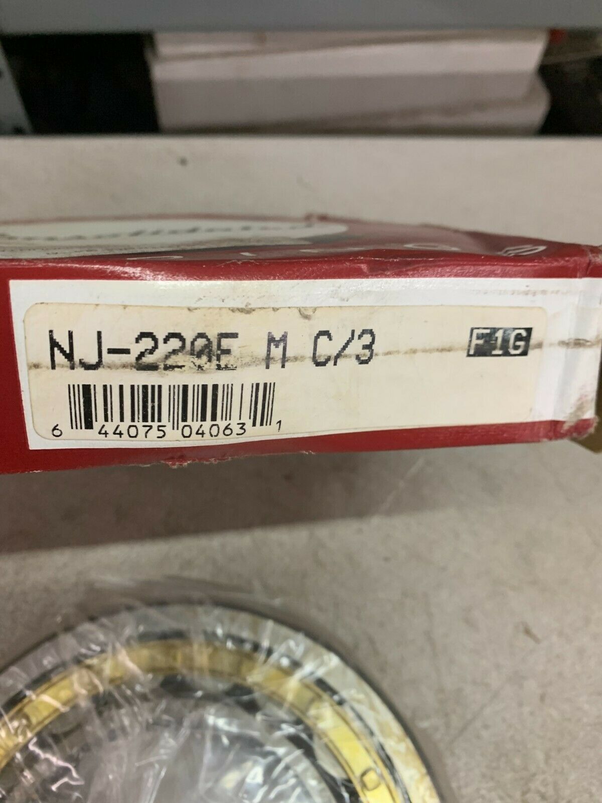 NEW IN BOX FAG CONSOLIDATED CYLINDRICAL ROLLER BEARING NJ-220E M C/3