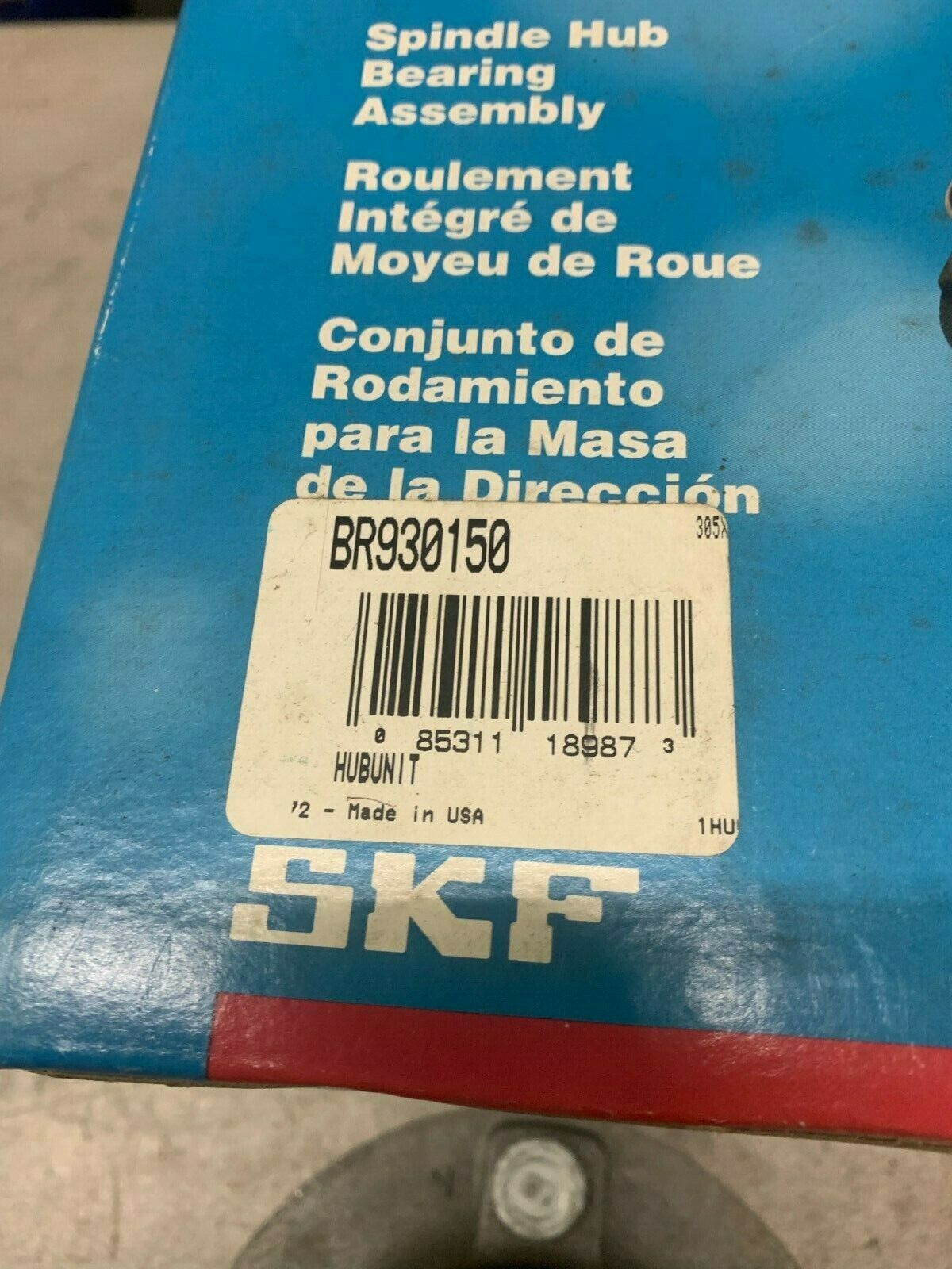 NEW IN BOX SKF SPINDLE HUB BEARING ASSEMBLY BR930150