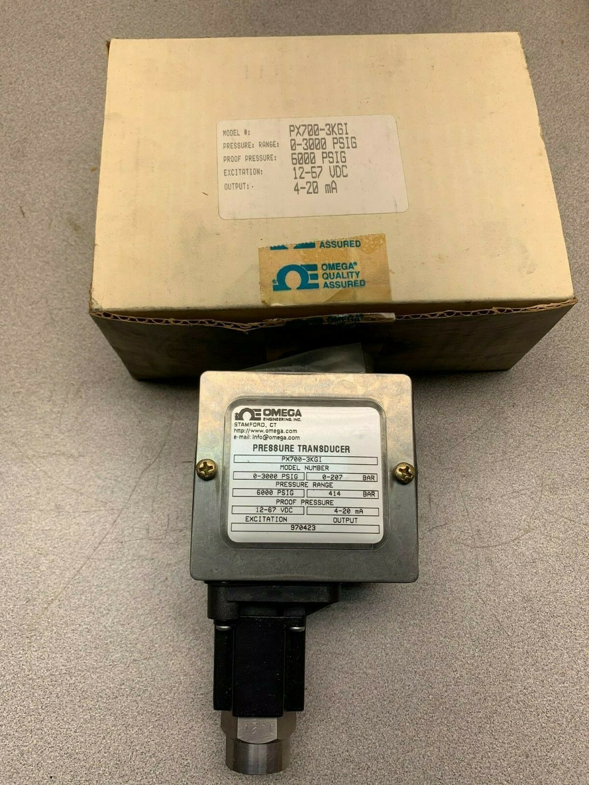 NEW IN BOX OMEGA PRESSURE TRANSDUCER PX700-2KGI