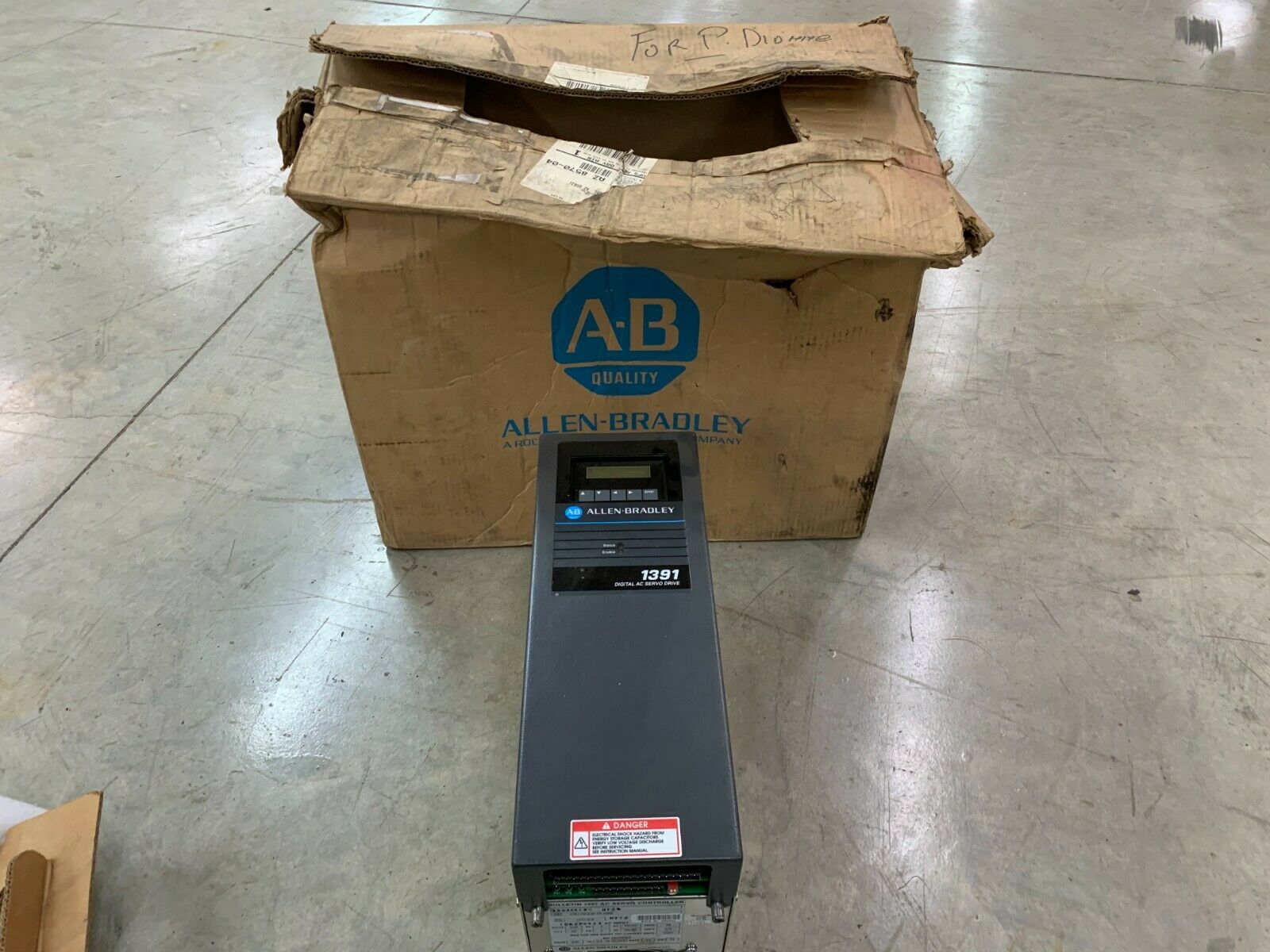 NEW ALLEN-BRADLEY AC SERVO CONTROLLER 1391-DES45-DI-AQB