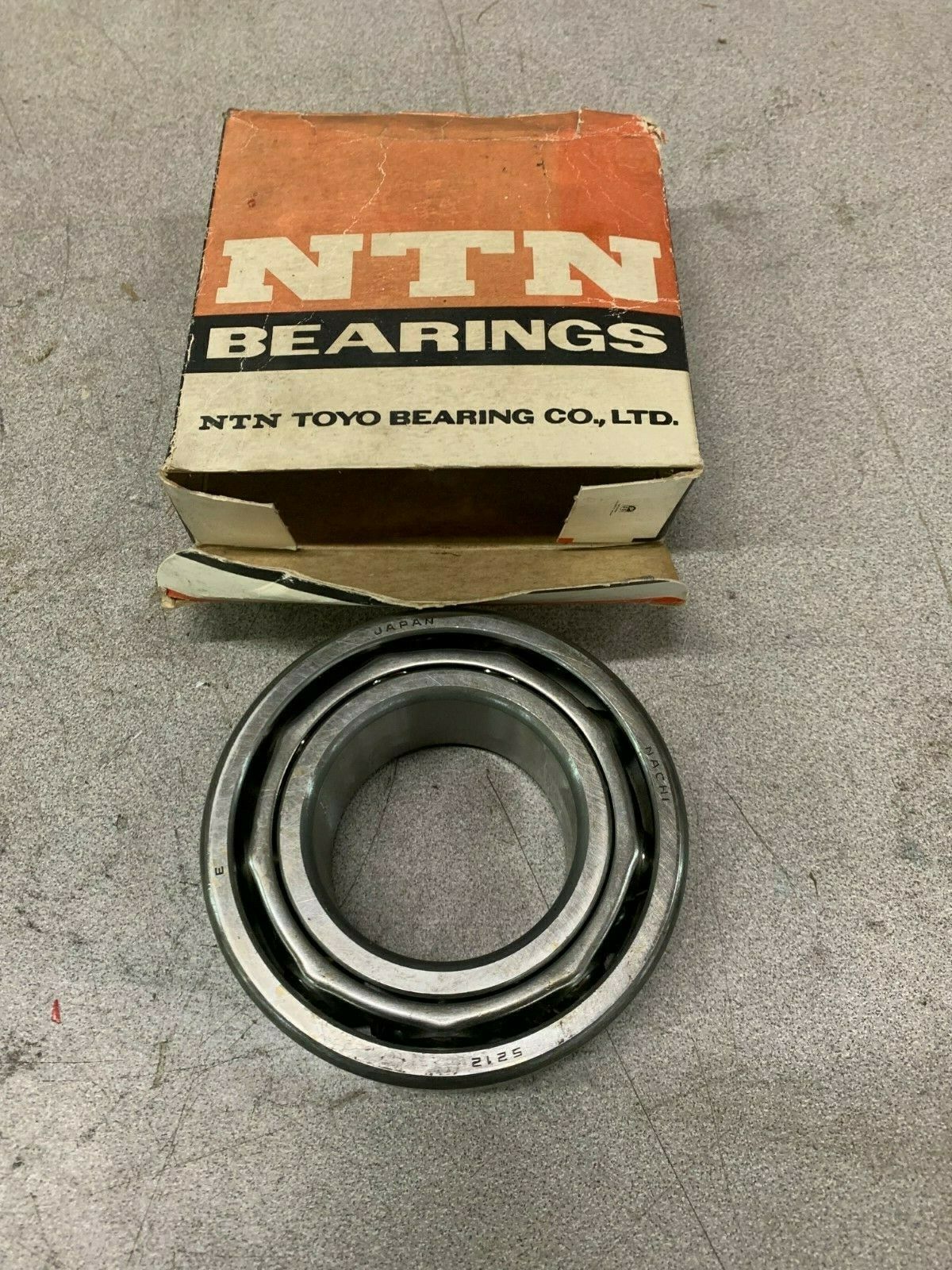 NEW NACHI ROLLER BEARING 5212