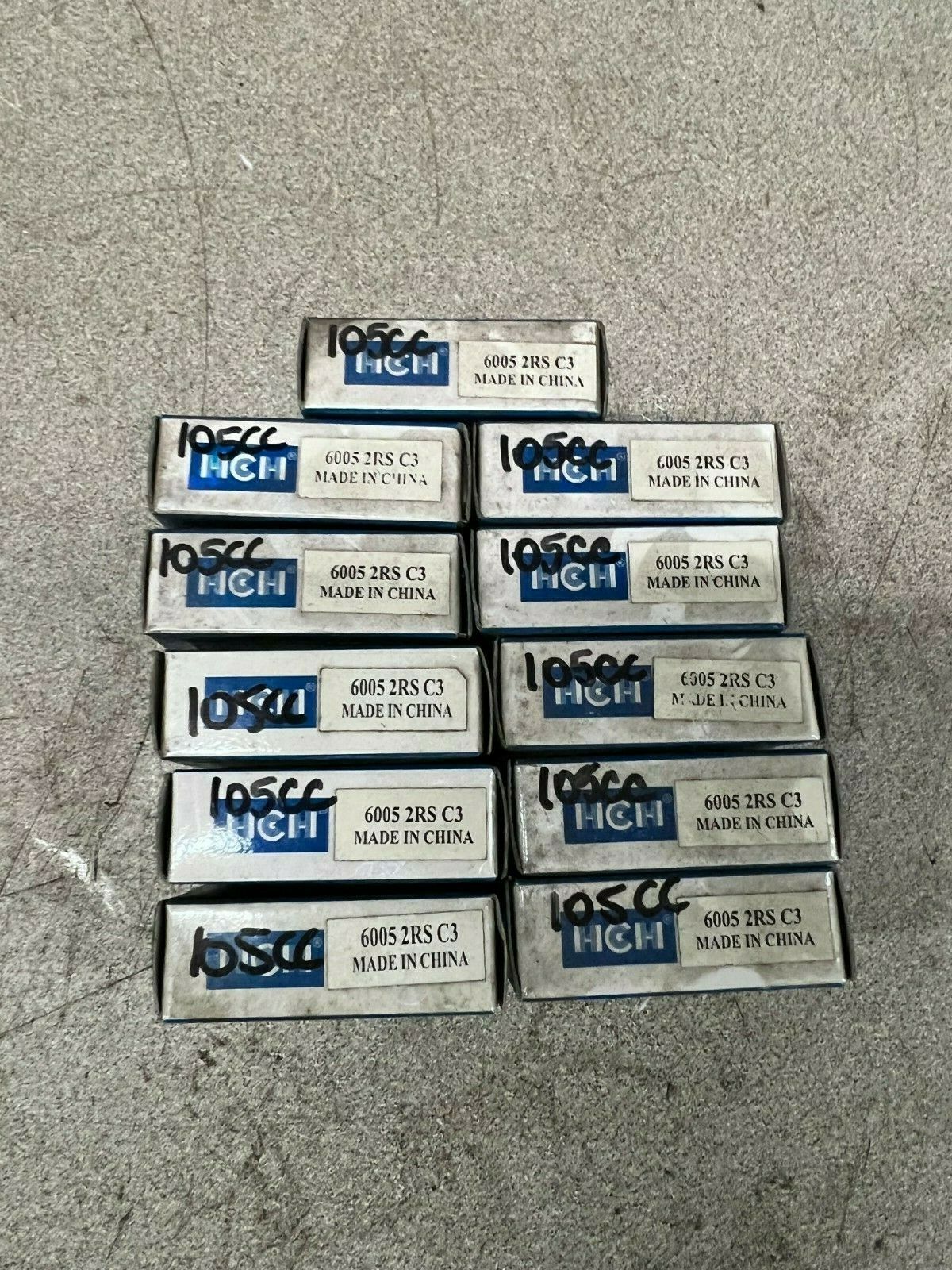 LOT OF 11 NEW IN BOX HCH BALL BEARING 6005 2RS C3