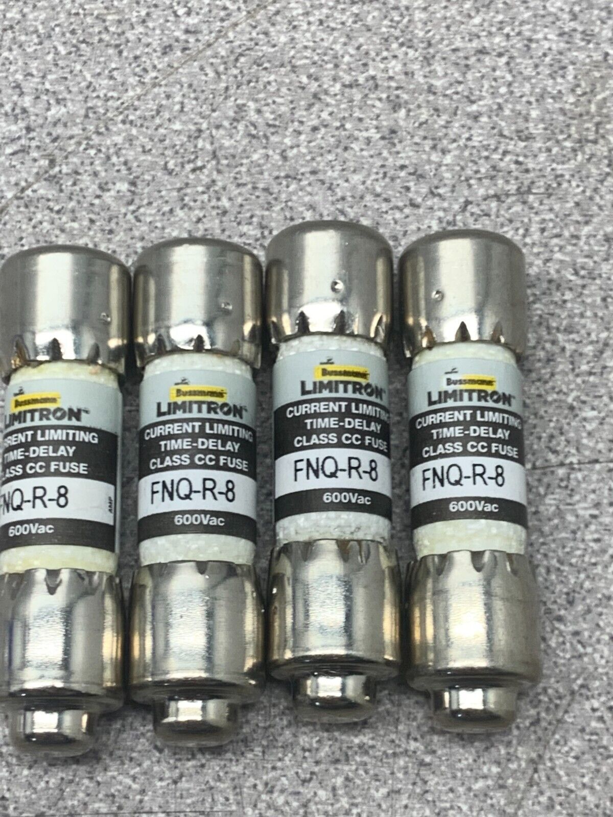 NEW NO BOX LOT OF 4 BUSSMANN LIMITRON CURRENT LIMITING FUSES FNQ-R-8