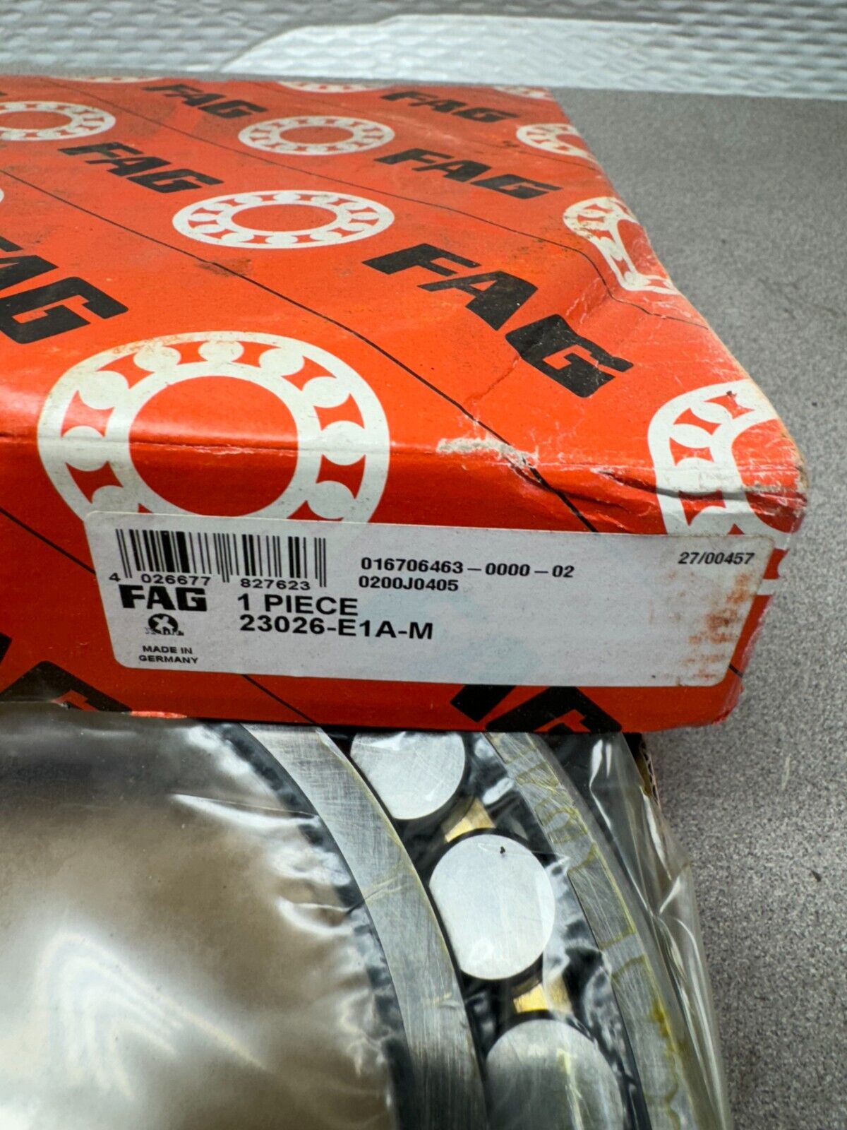 NEW IN BOX FAG 23026E1A.M SPHERICAL ROLLER BEARING 23026-E1A-M